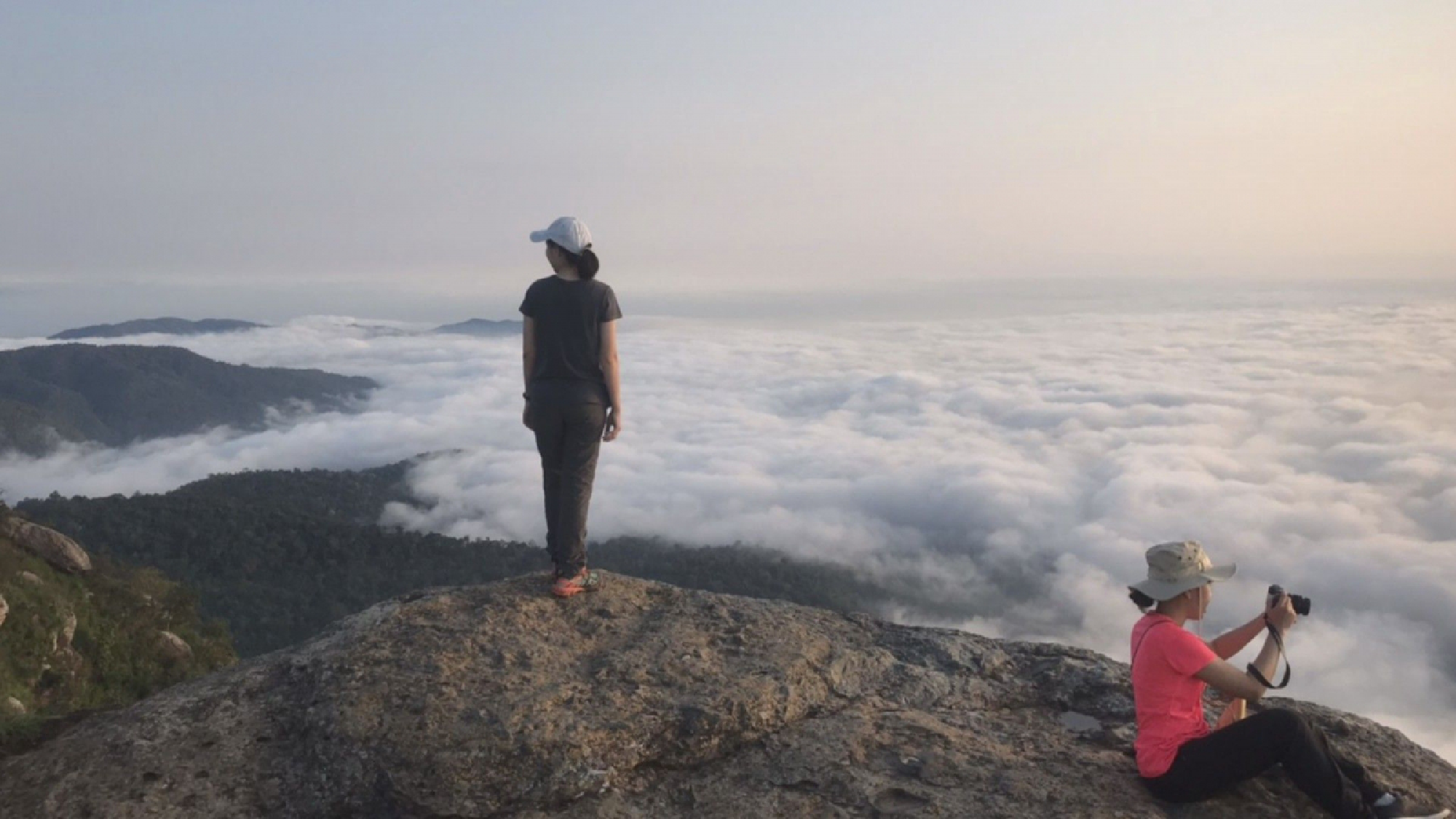 Scenic splendour of Sukhothai national park draws tourists during long weekend