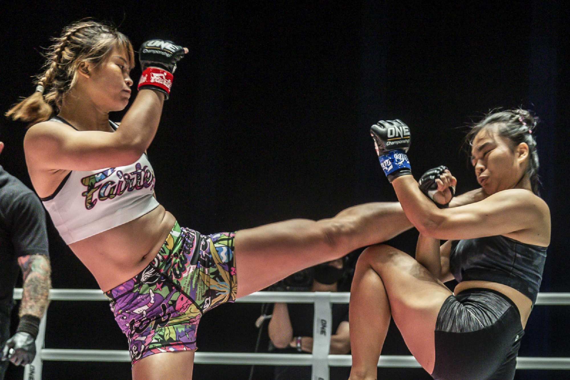 Rodtang ousts Petchdam to defend ONE Flyweight Muay Thai World title