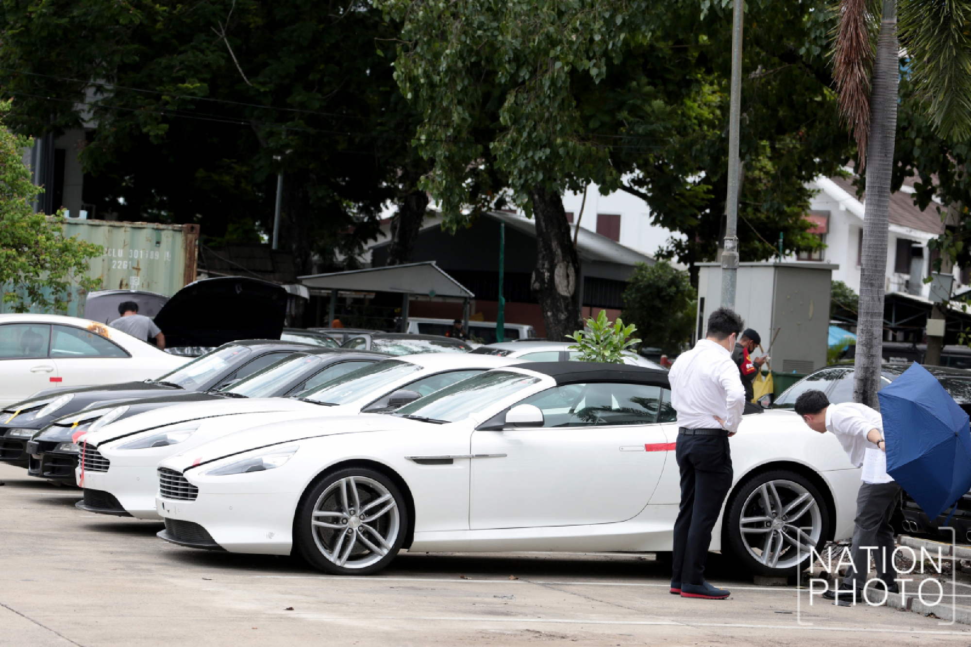 Porsche, Ferrari beauties to go under the gavel this weekend