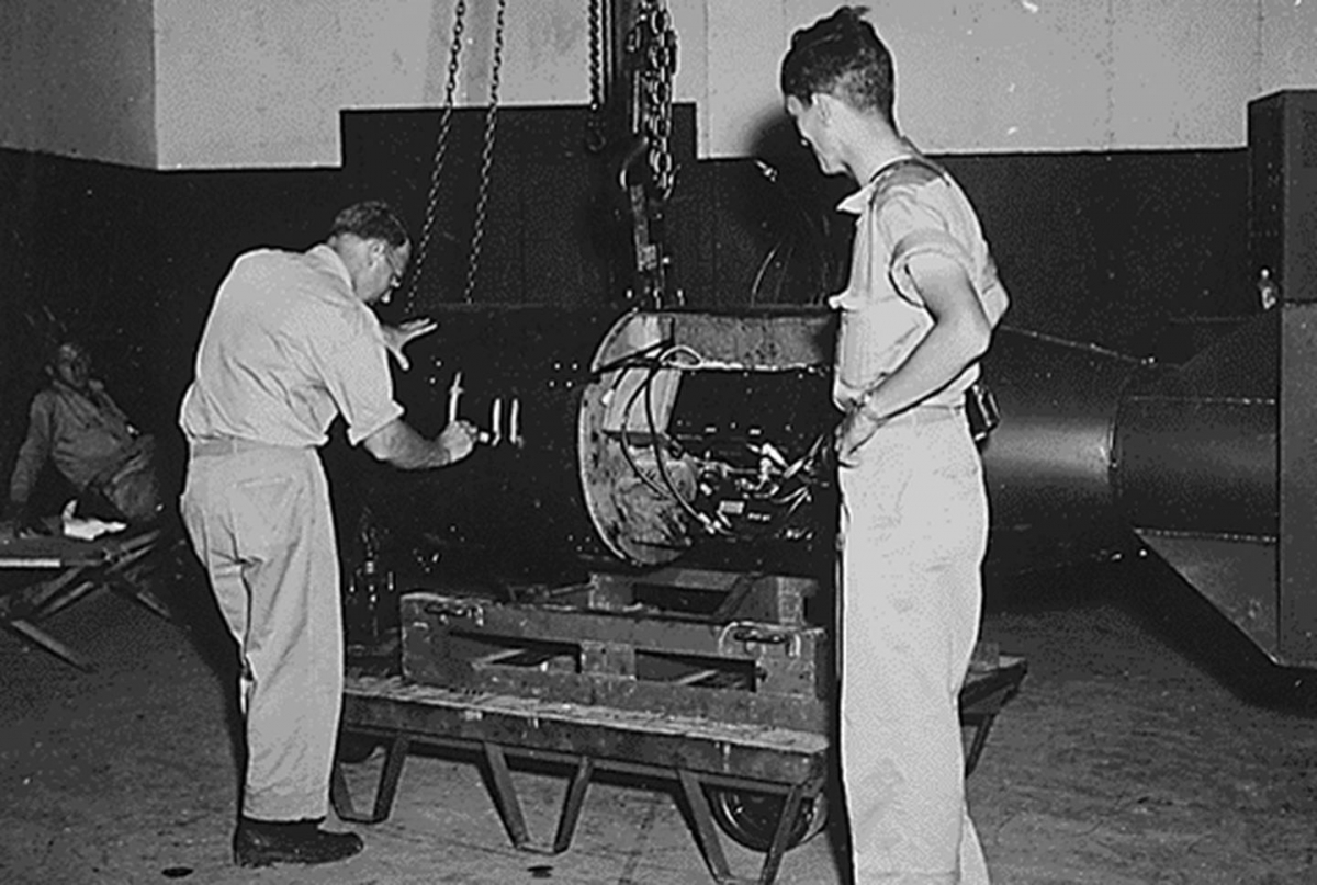 Commander A.F. Birch labels the bomb destined for Hiroshima as Unit L-11. MUST CREDIT: National Archives
