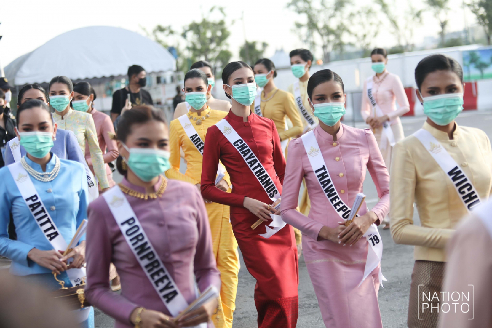 Miss Universe Thailand hopefuls pray for success