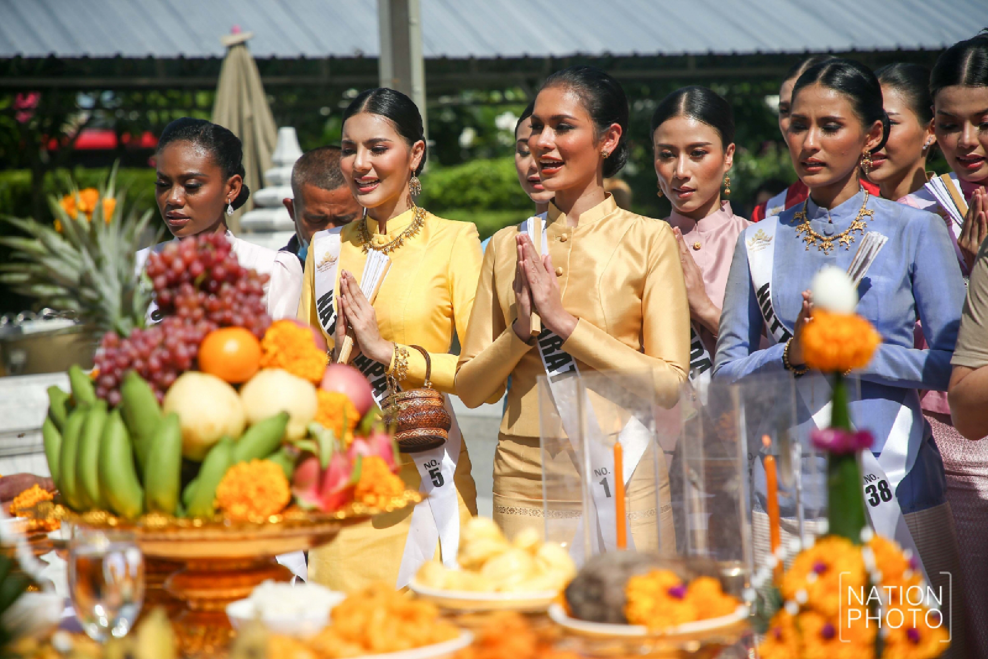 Miss Universe Thailand hopefuls pray for success