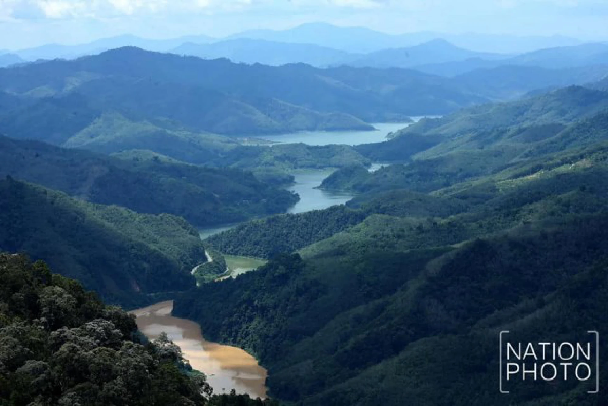 Thousands flock to Yala skywalk to glimpse sea of mist