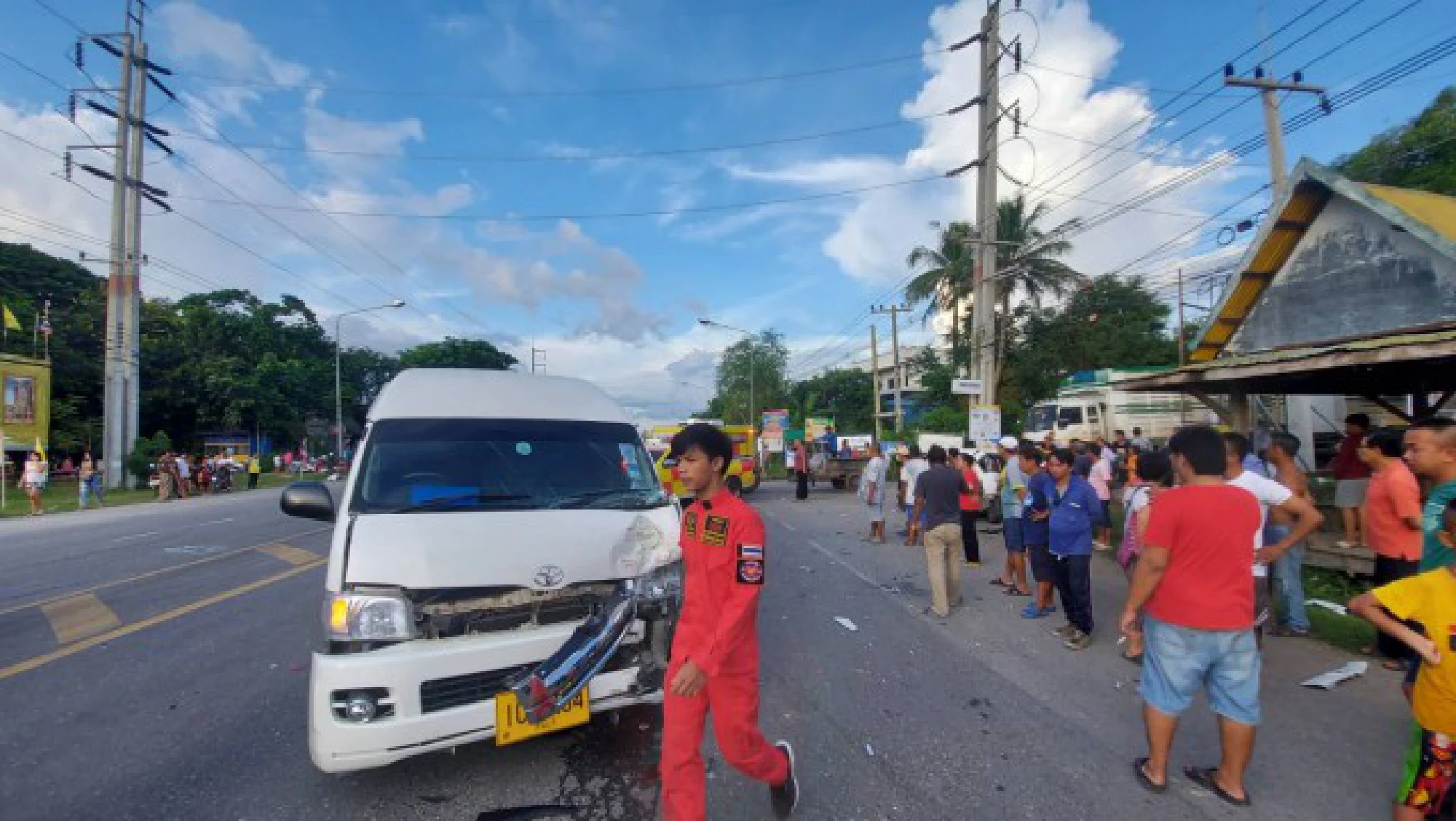 Lopburi subdistrict chief executive killed in road accident