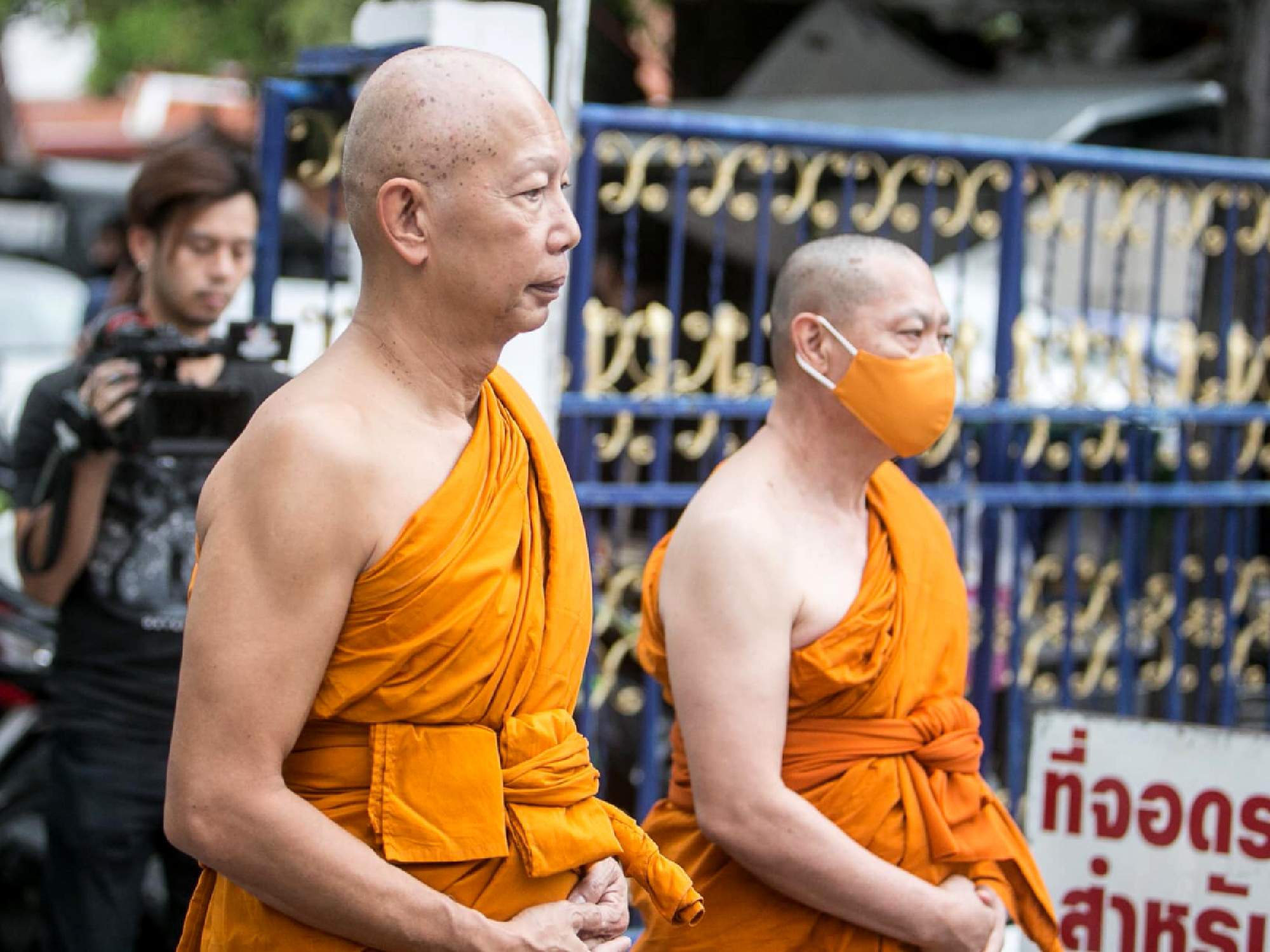 Former Army chief takes on saffron robes