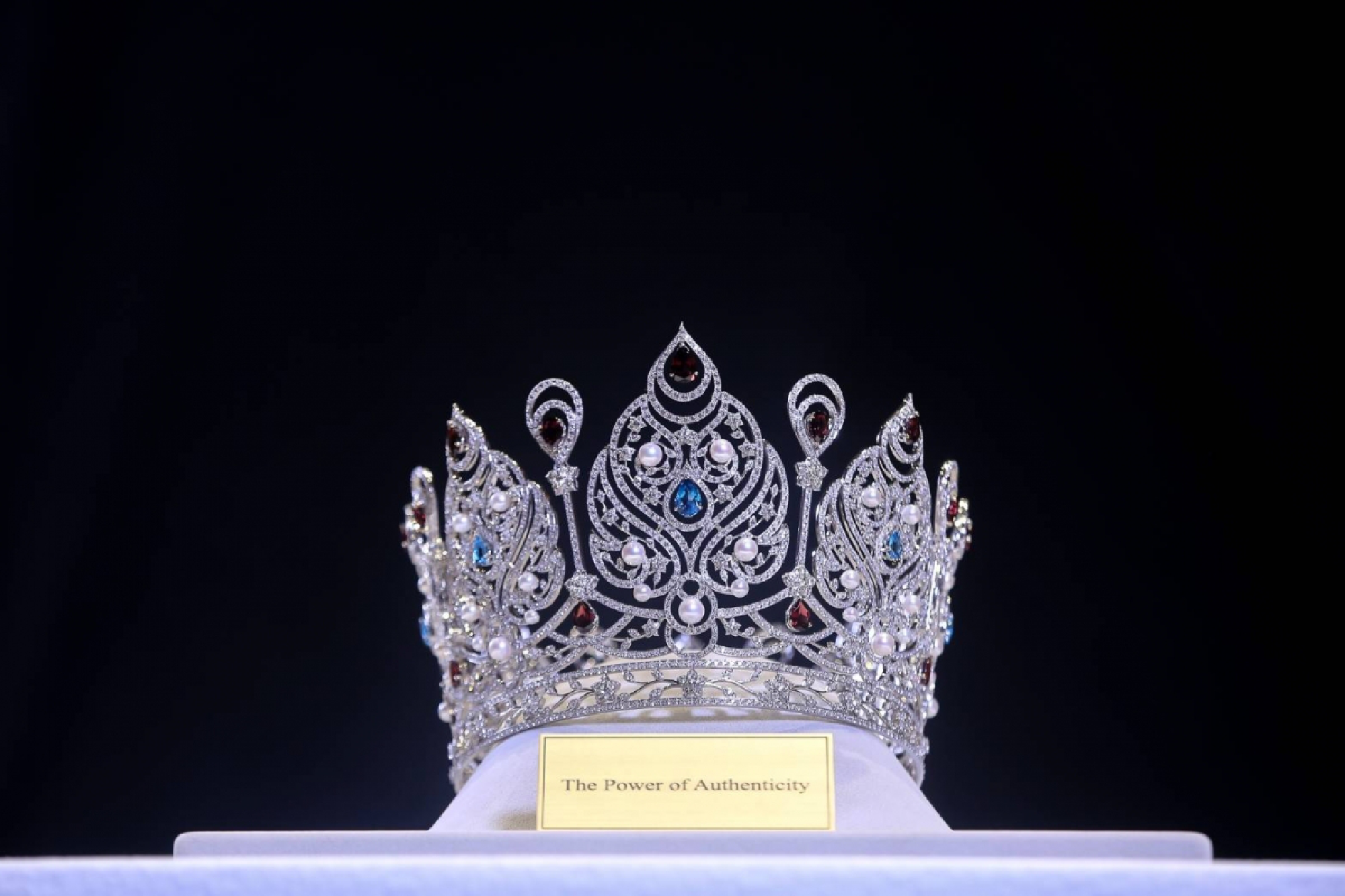 Crown for Miss Universe Thailand open to ‘private viewing’
