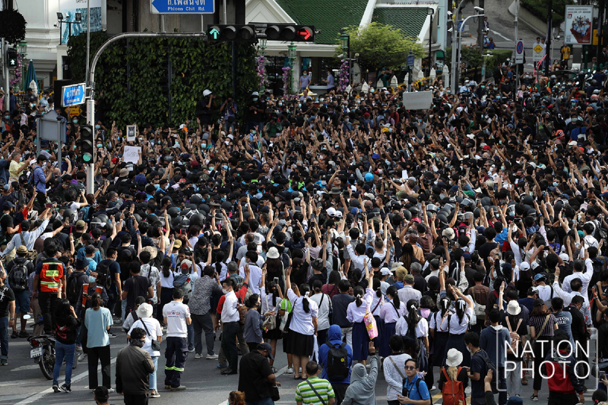 Protesters form ‘human wall’ in stand-off with police