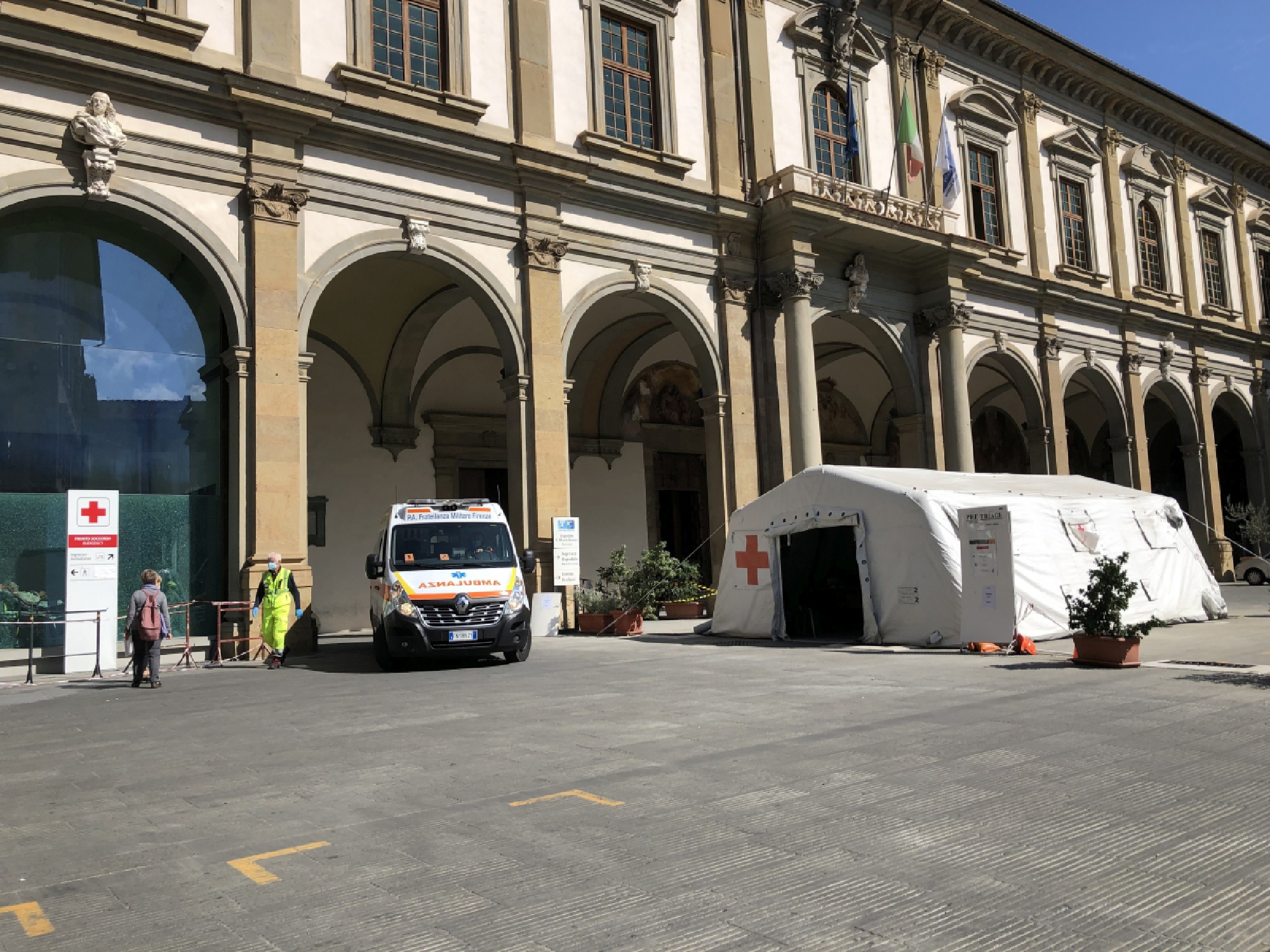 Outside Santa Maria Nuova Hospital, a tent is set up for screening potential coronavirus patients. MUST CREDIT: Washington Post photo by Chico Harlan. /Photo by: Chico Harlan — The Washington Post /Location: Florence, Italy
