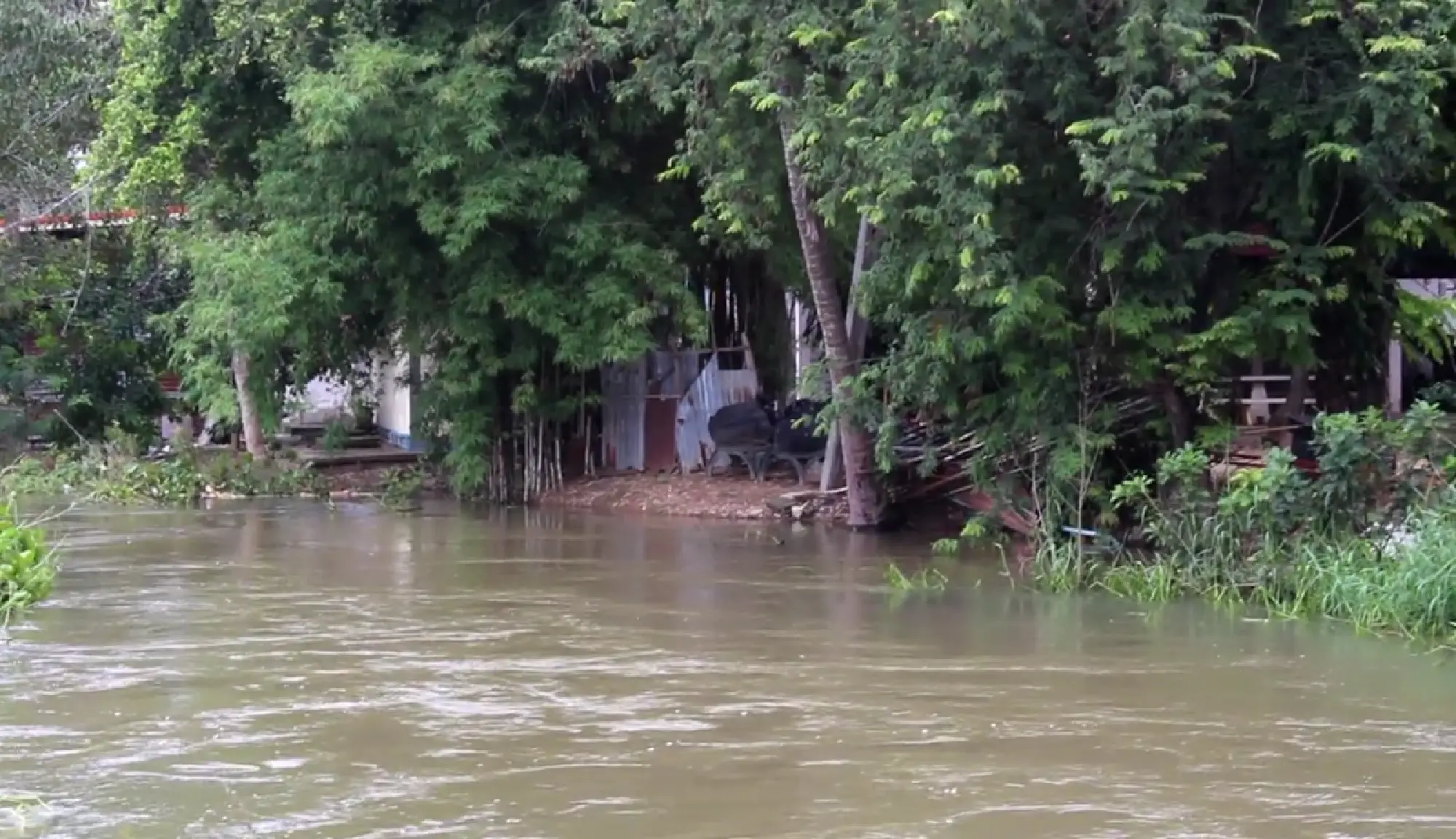Korat faces severe floods as dam, rivers overflow after relentless rains