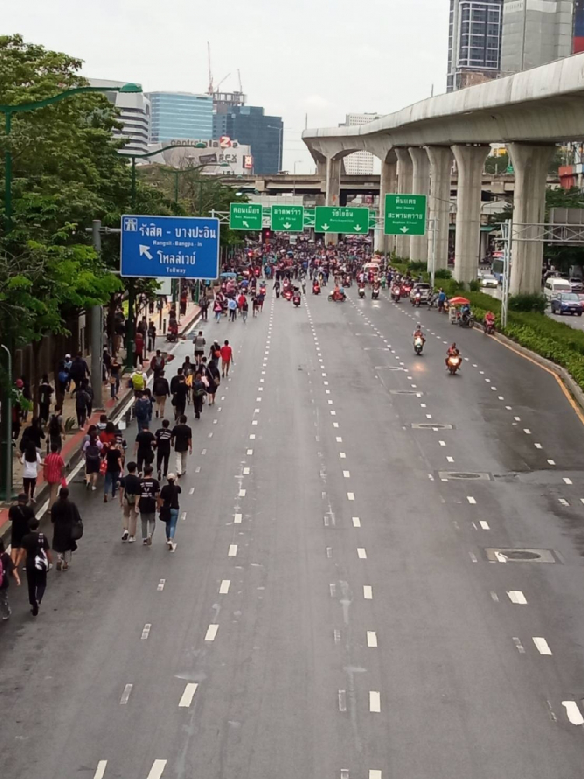 Photo by Thanachart Chuengyaempin