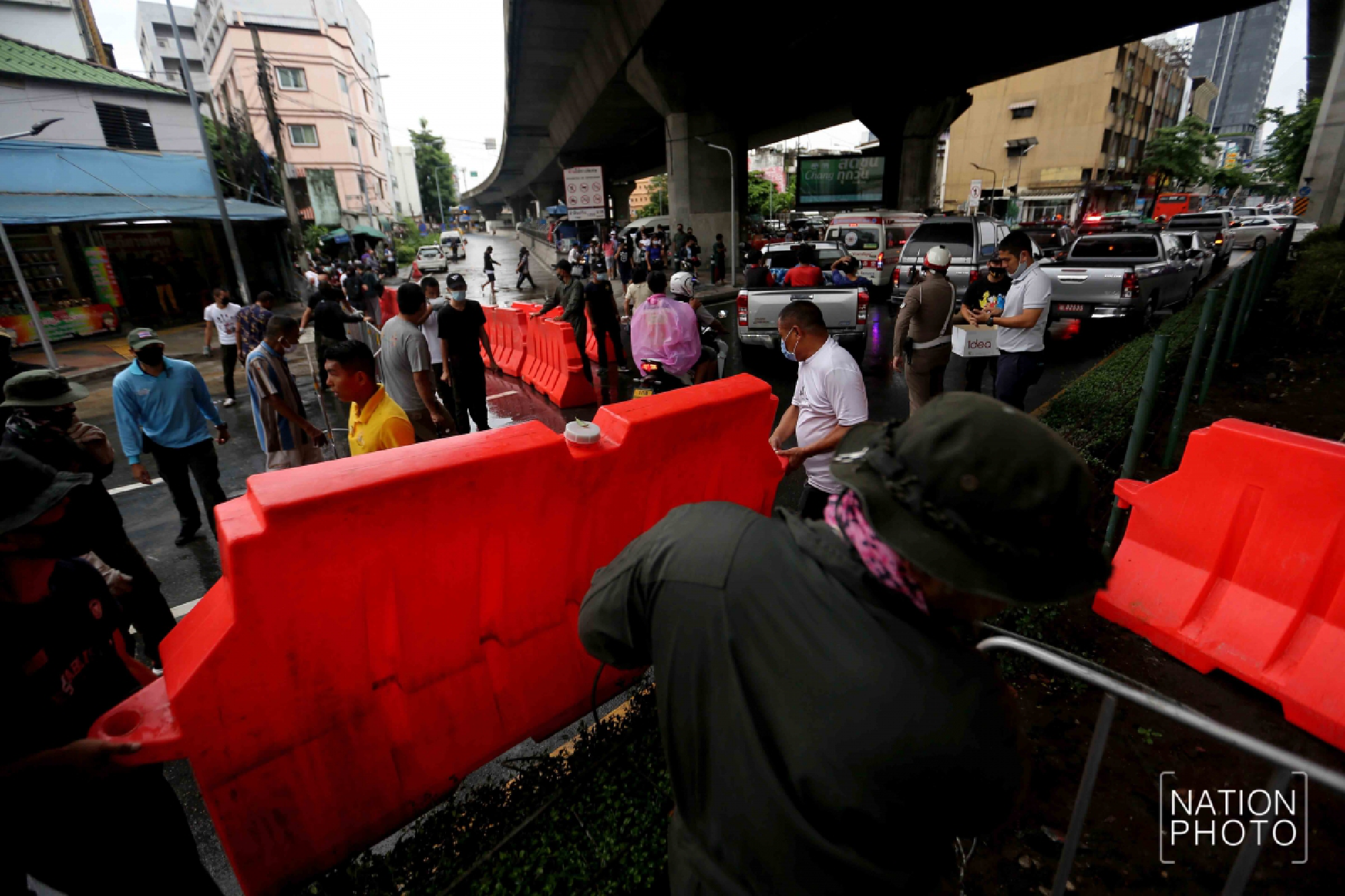 Photo by Tanachai Pramarnpanich