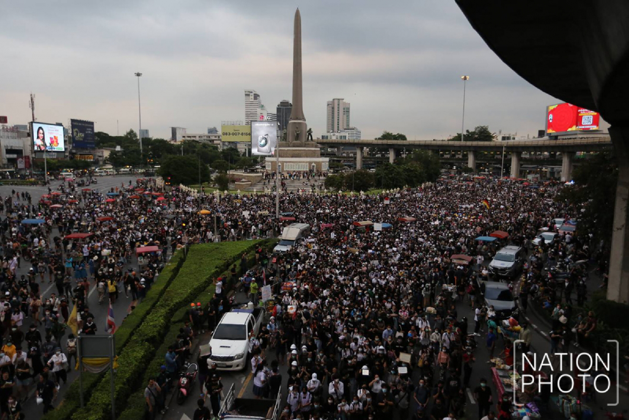 Photos by Tanachai Pramarnpanic