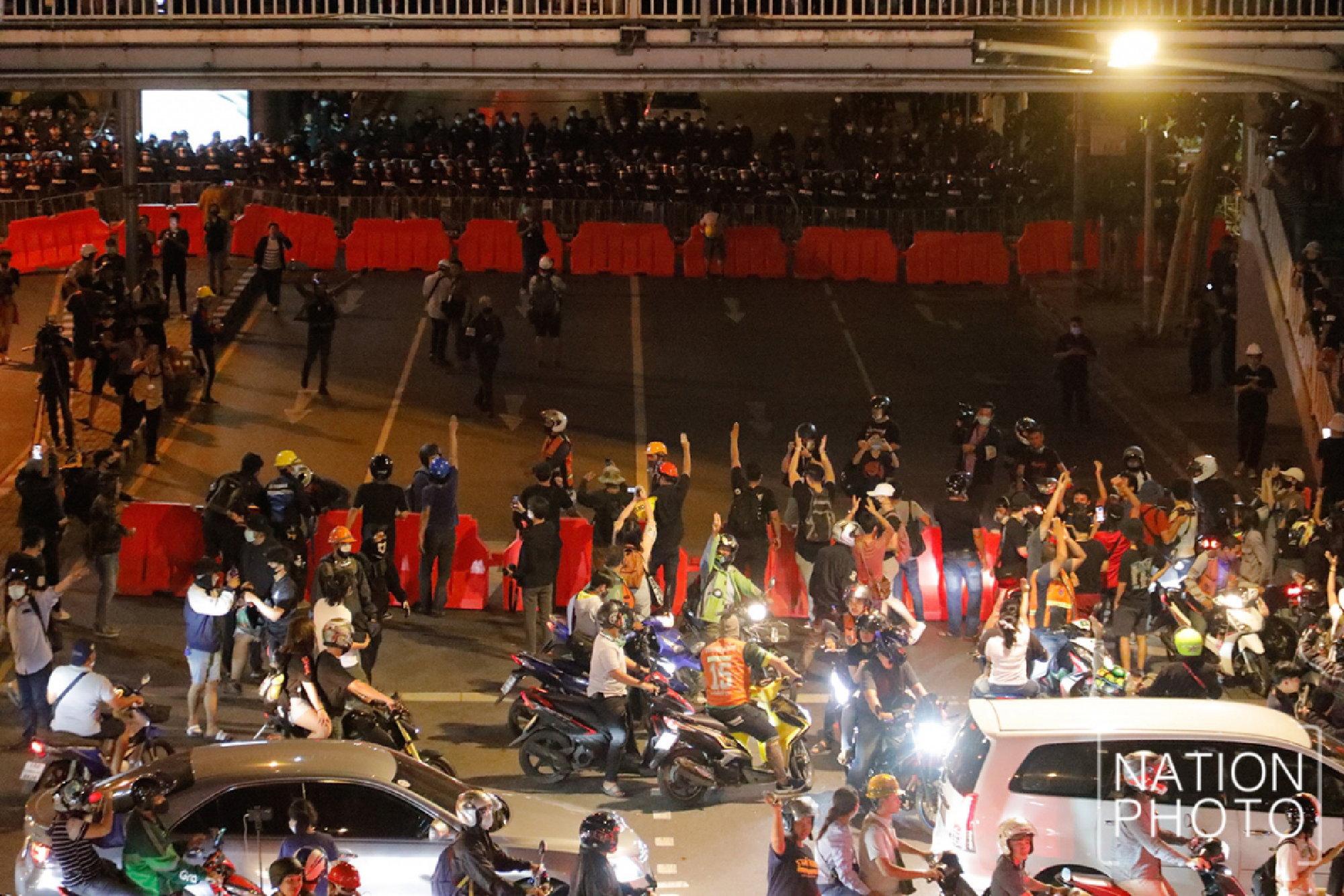 Protesters head to Government House after gathering at Victory Monument