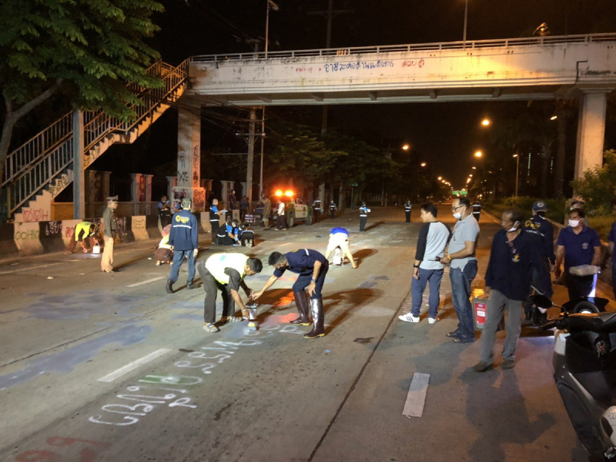 BMA engages in midnight cleaning-up operation after protesters disperse