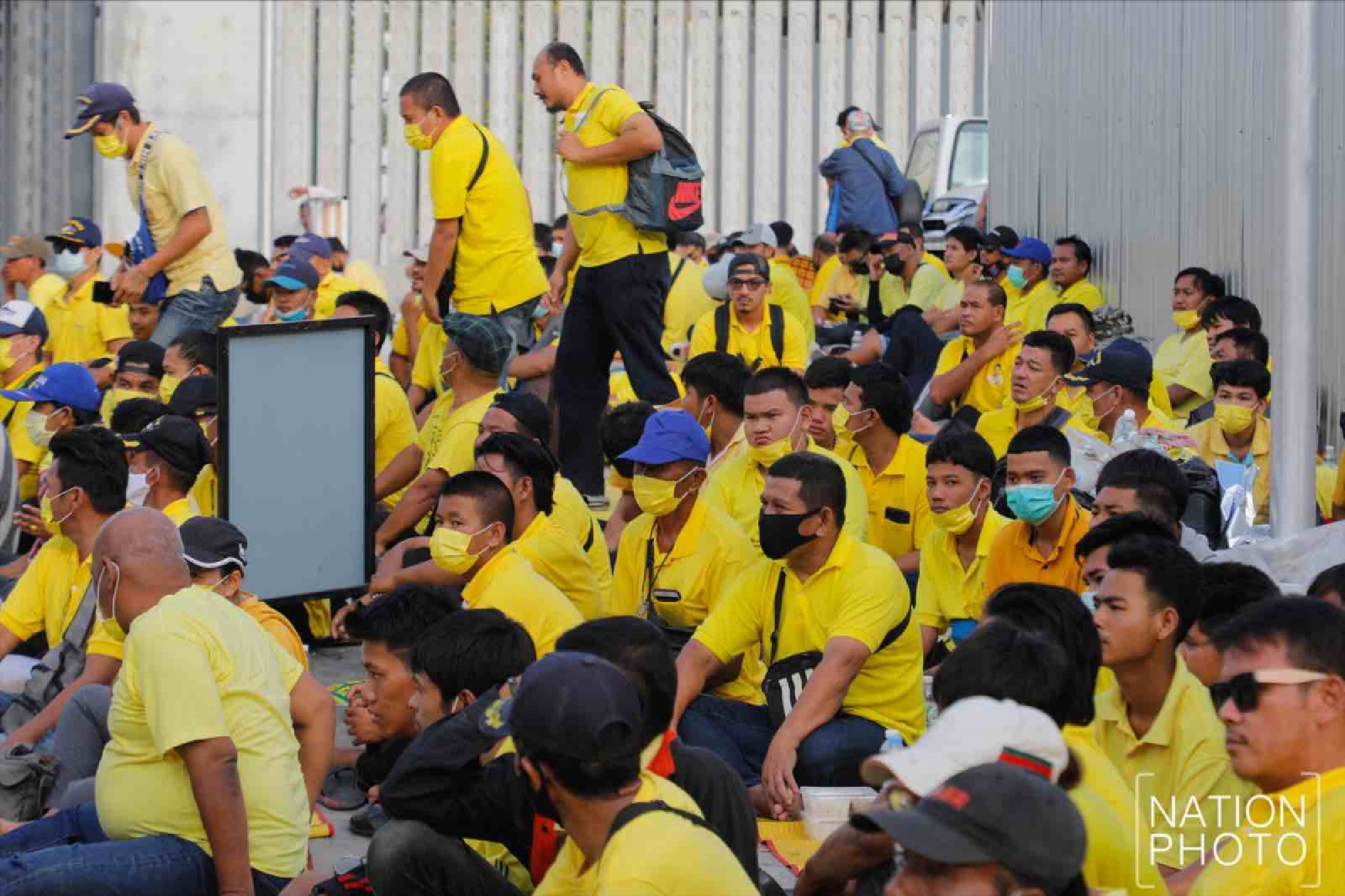 Defrocked monk leads royalists to object against moves to reform monarchy