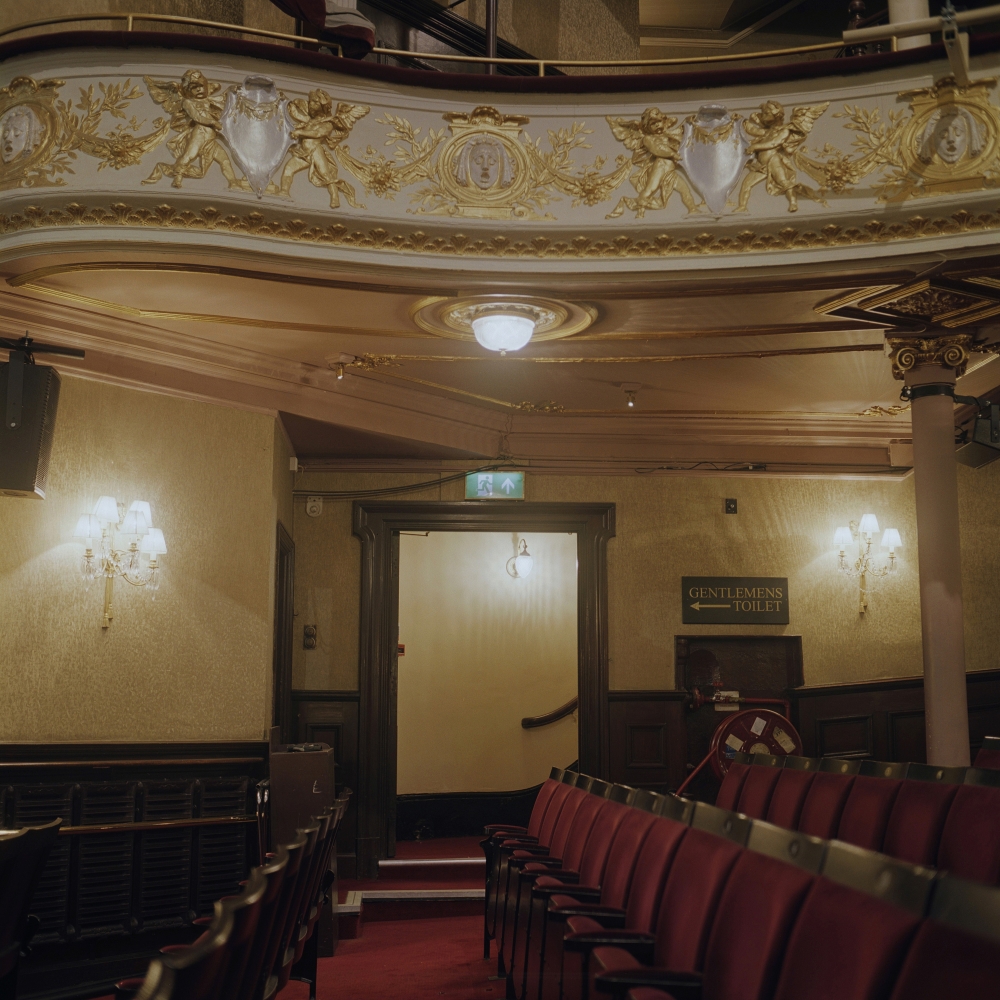 Strict social distancing will be in place if the Garrick Theatre is able to reopen in November. MUST CREDIT: photo for The Washington Post by Tori Ferenc.