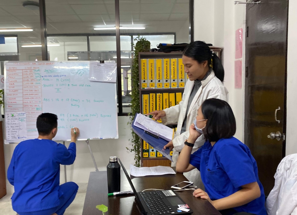 FFT volunteer Nisanart Yeamkhong supports the Covid-19 data entry and processing team at the Royal Centre for Disease Control in Bhutan as part of her work to set up a quality management system in the laboratory. 