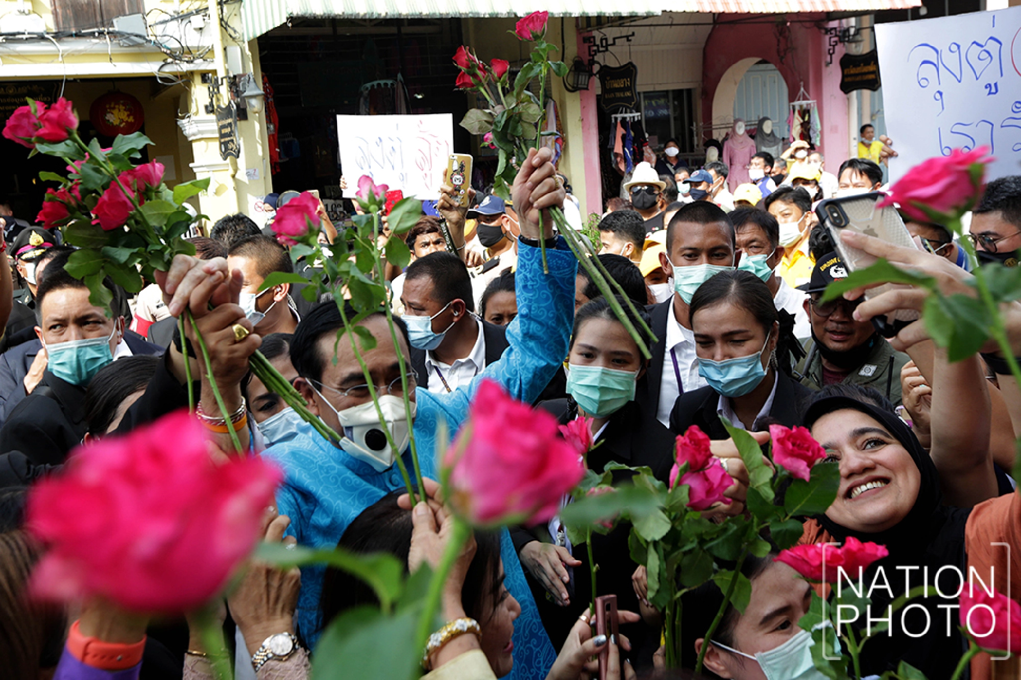 Prayut greeted by hopeful locals in tourism-starved Phuket