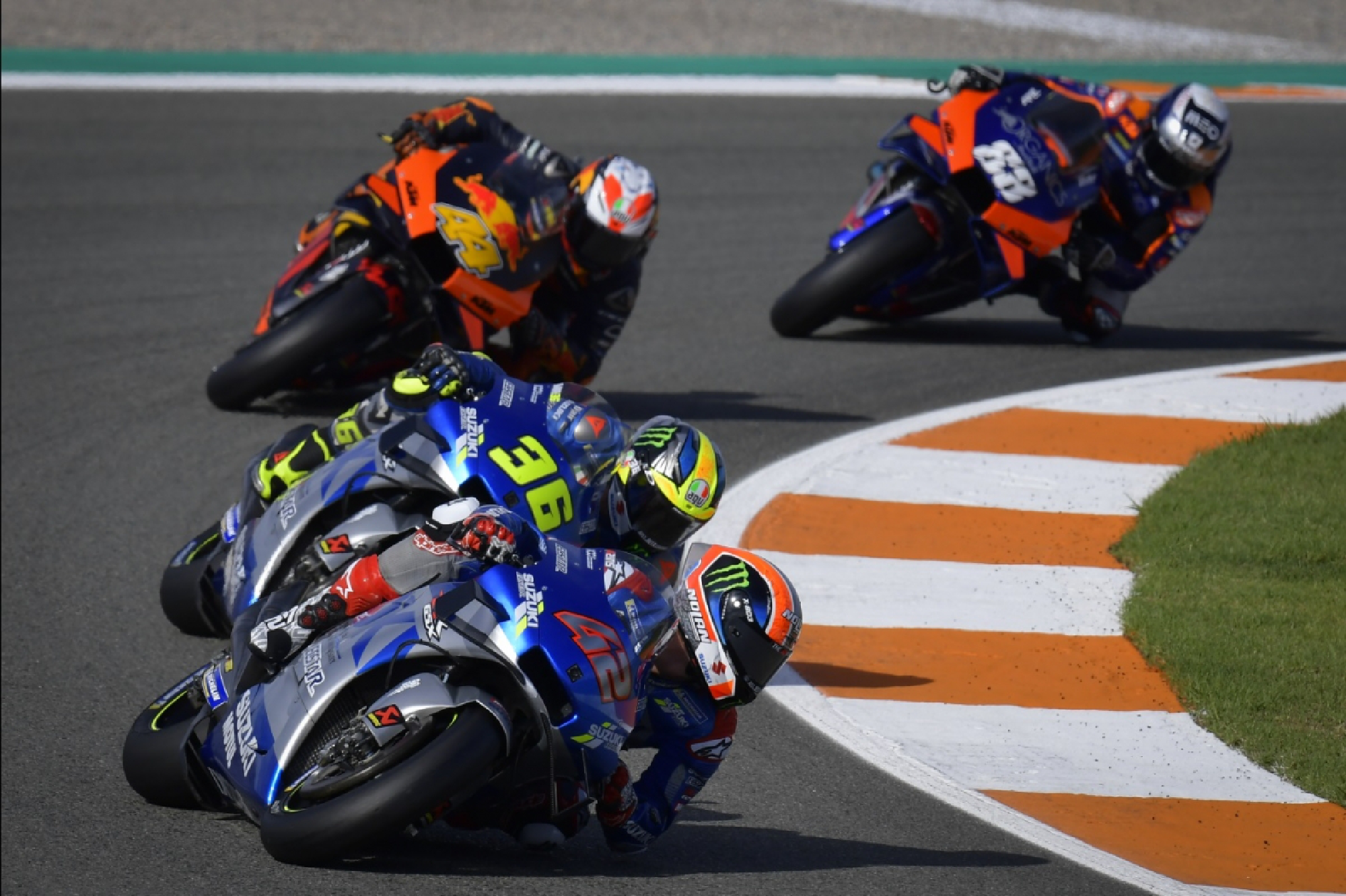 Mir makes history to put one hand on the crown