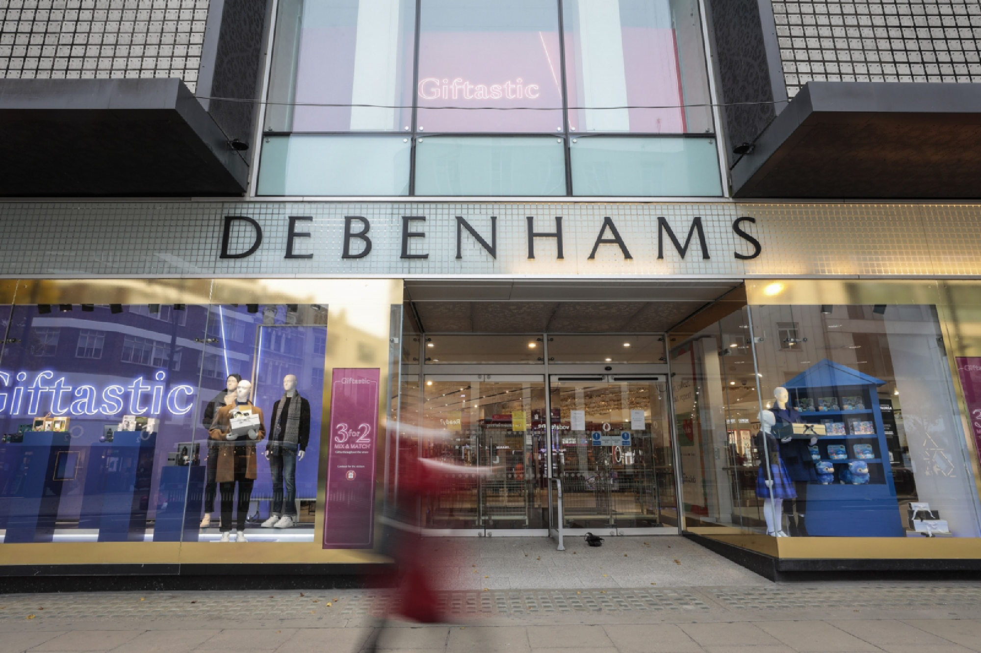 The Debenhams flagship store on Oxford Street in central London on Nov. 30, 2020. MUST CREDIT: Bloomberg photo by Jason Alden