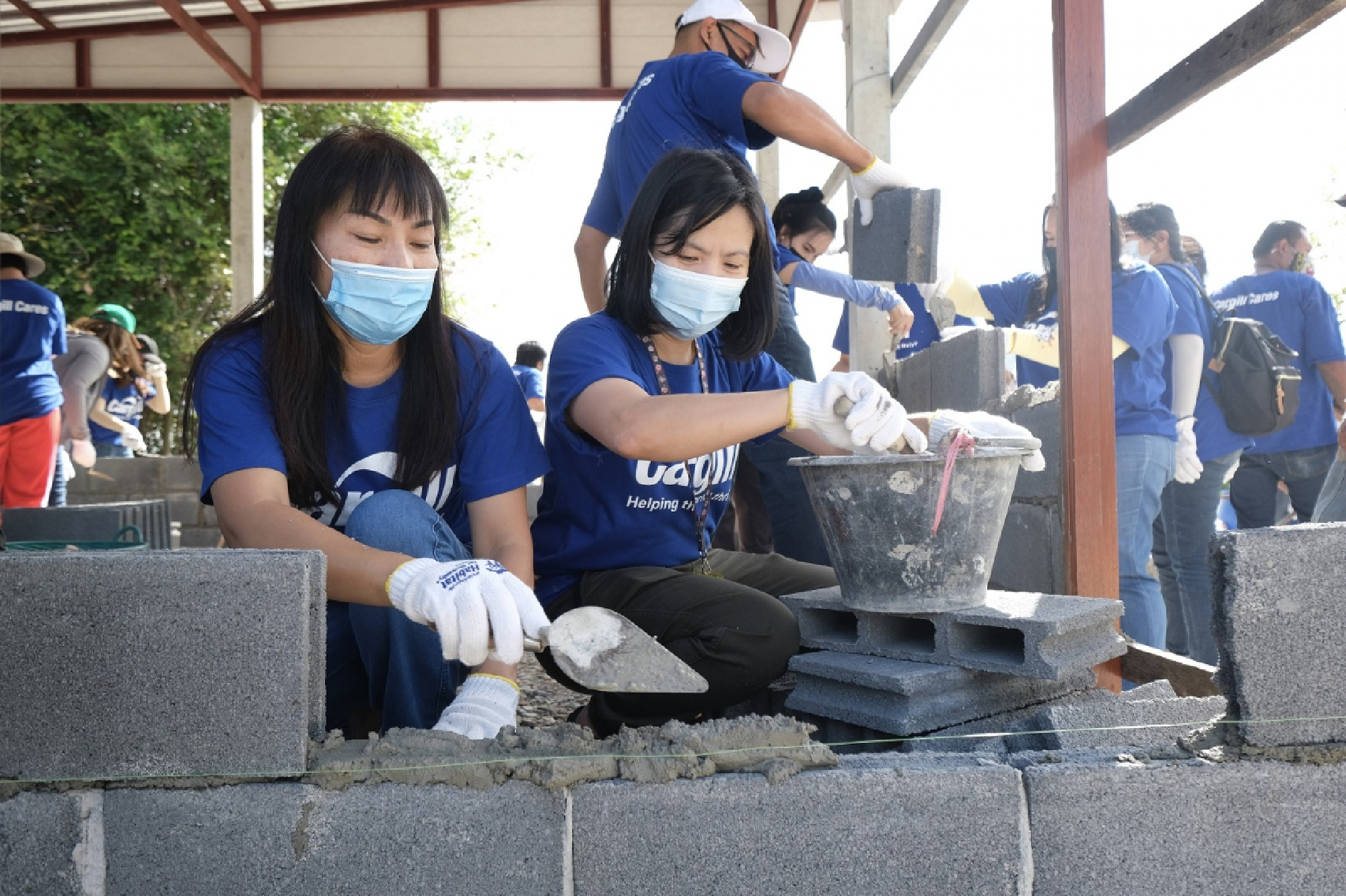 Cargill helps Habitat for Humanity build homes for needy in Saraburi