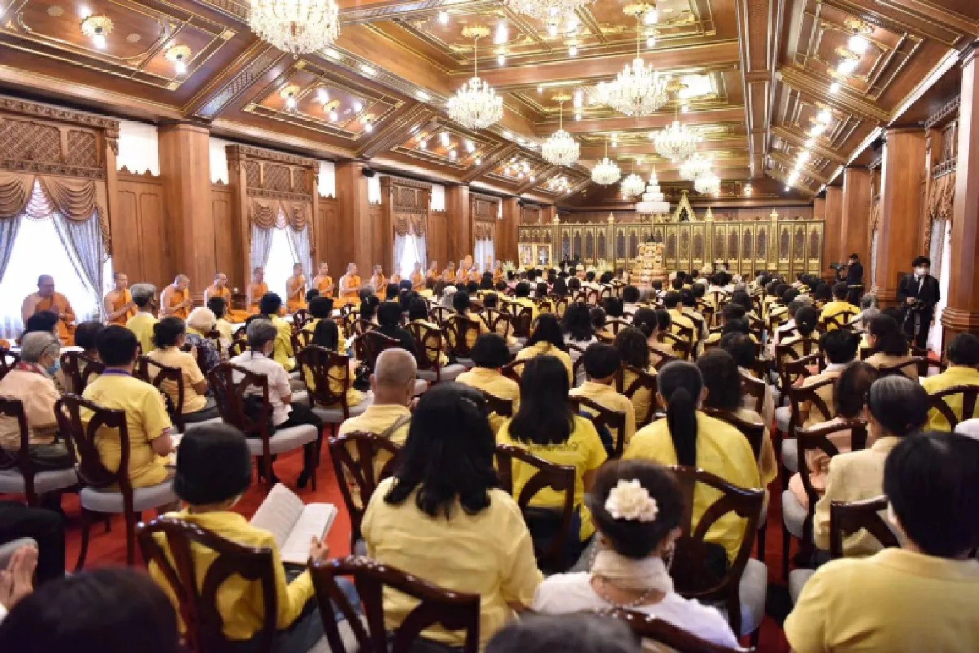 Over 20 million join Buddhist chanting ceremonies in memory of King Rama IX