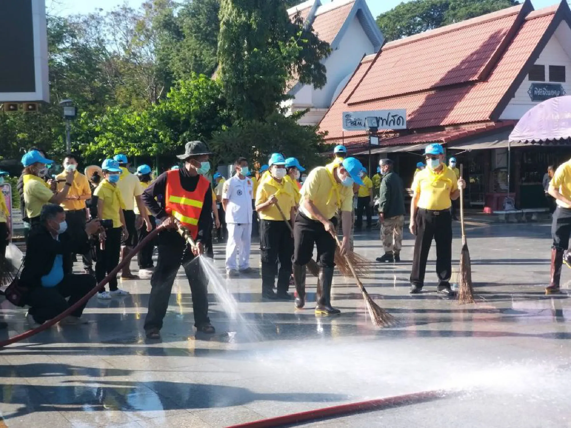 Uttaradit authorities launch big clean after two vendors test positive