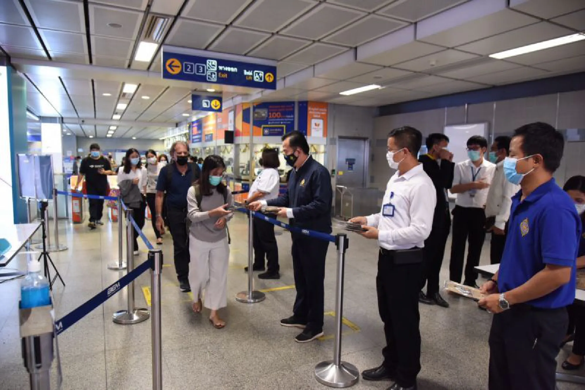 Number of train passengers halved since fresh outbreak