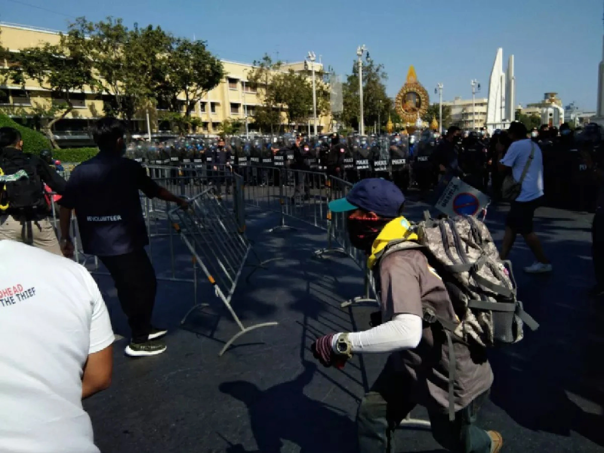 Ratsadon group condemns government for arresting Wevo members, demands immediate release