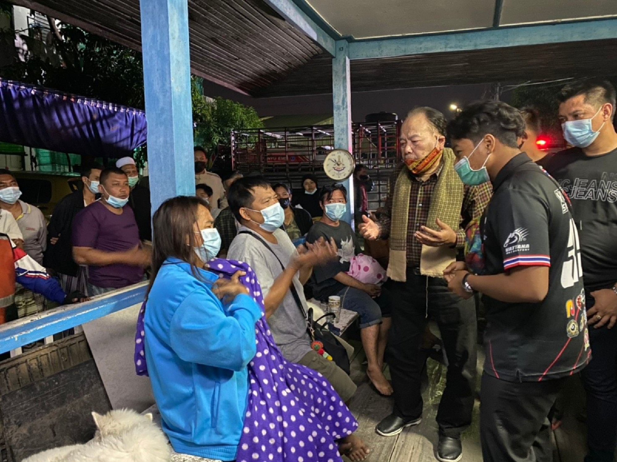 Disabled passenger missing as boat sinks in Chao Phraya