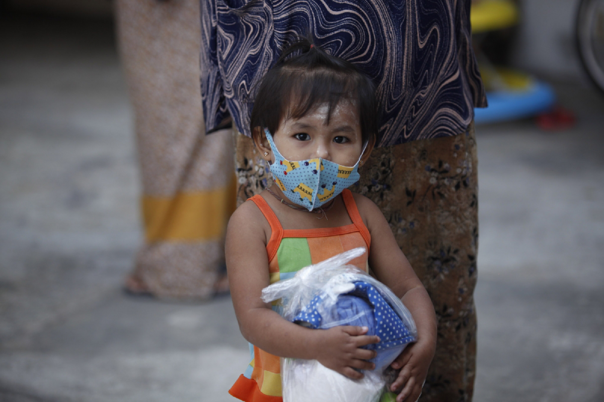 Unicef distributes Covid-19 prevention gear to migrant communities in risky provinces