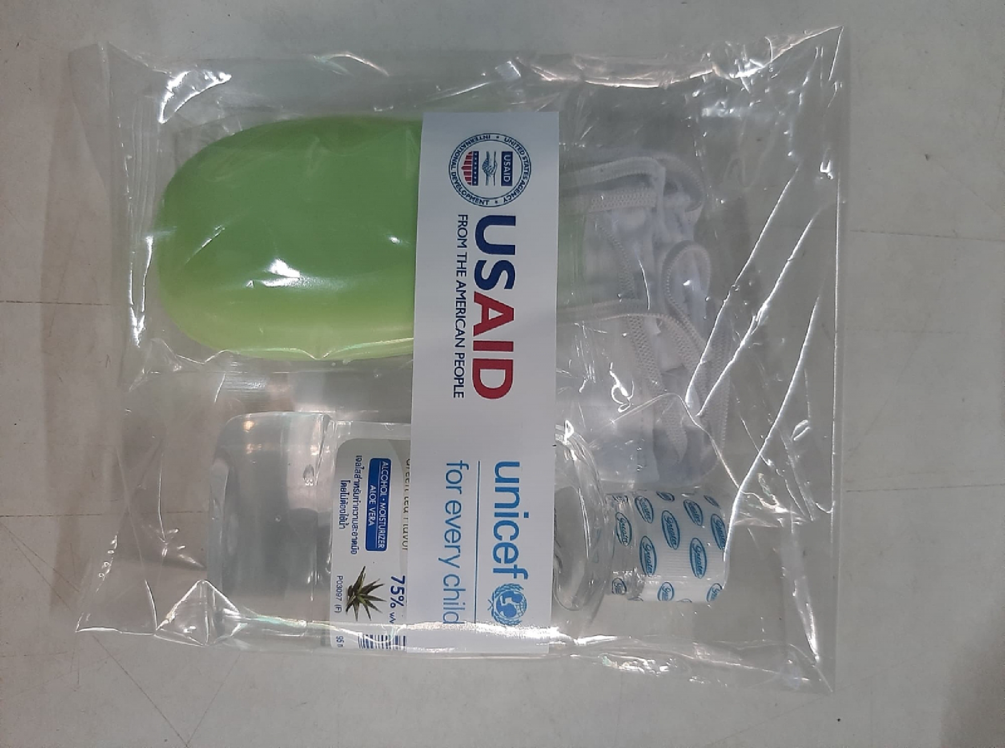 Unicef distributes Covid-19 prevention gear to migrant communities in risky provinces