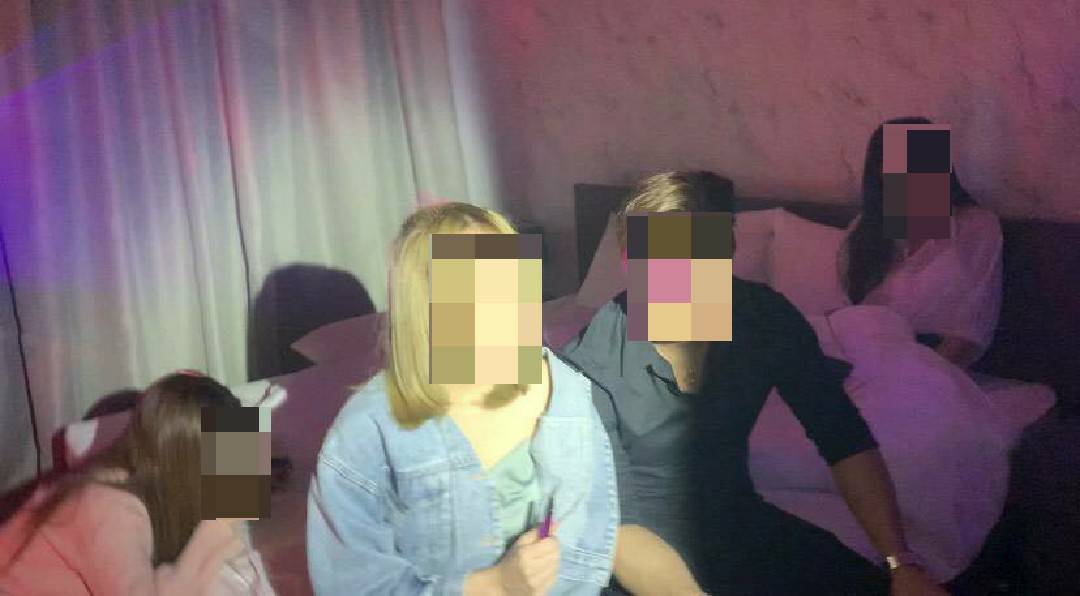 1104604.jpg