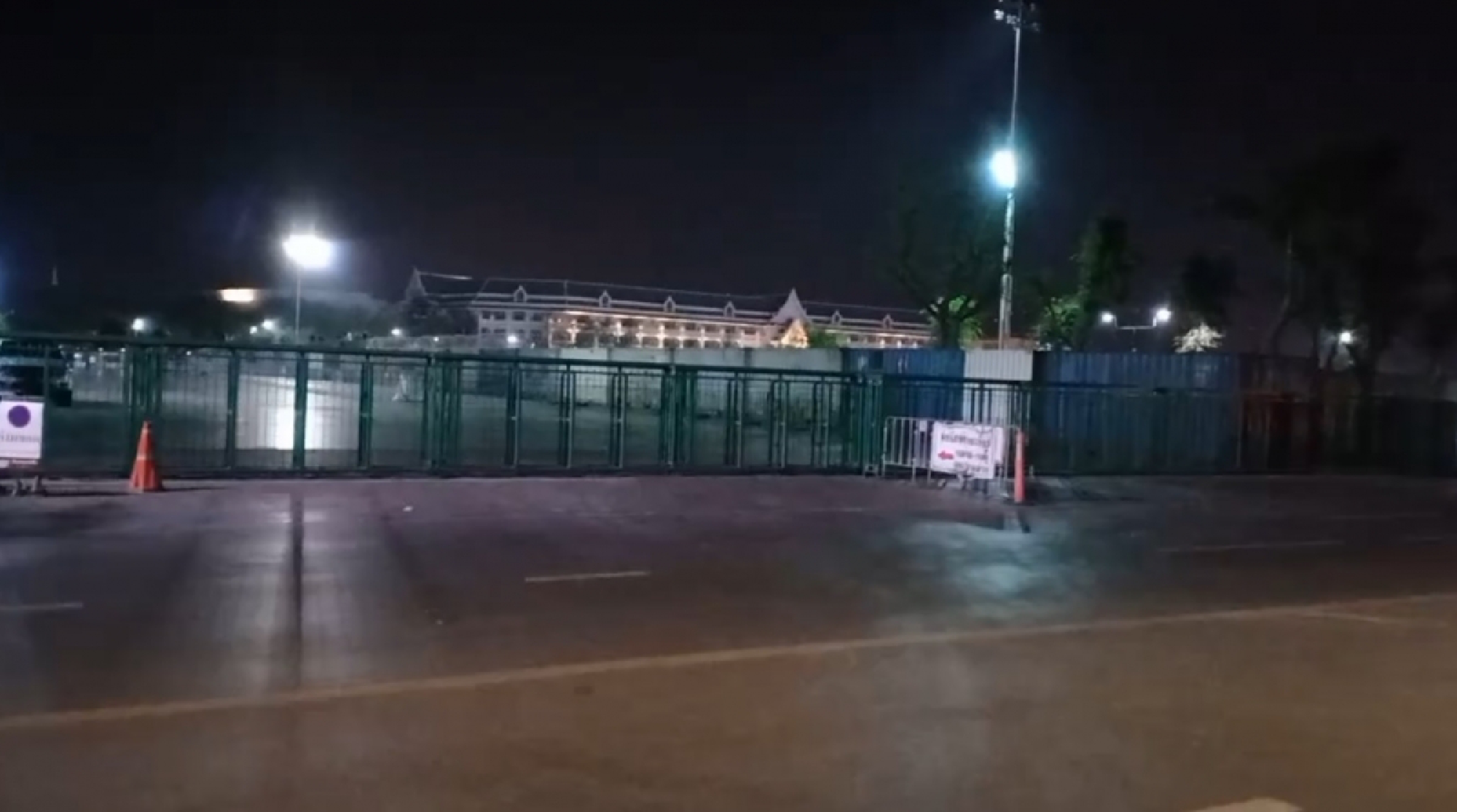 Blockades deployed in anticipation of Saturday rally