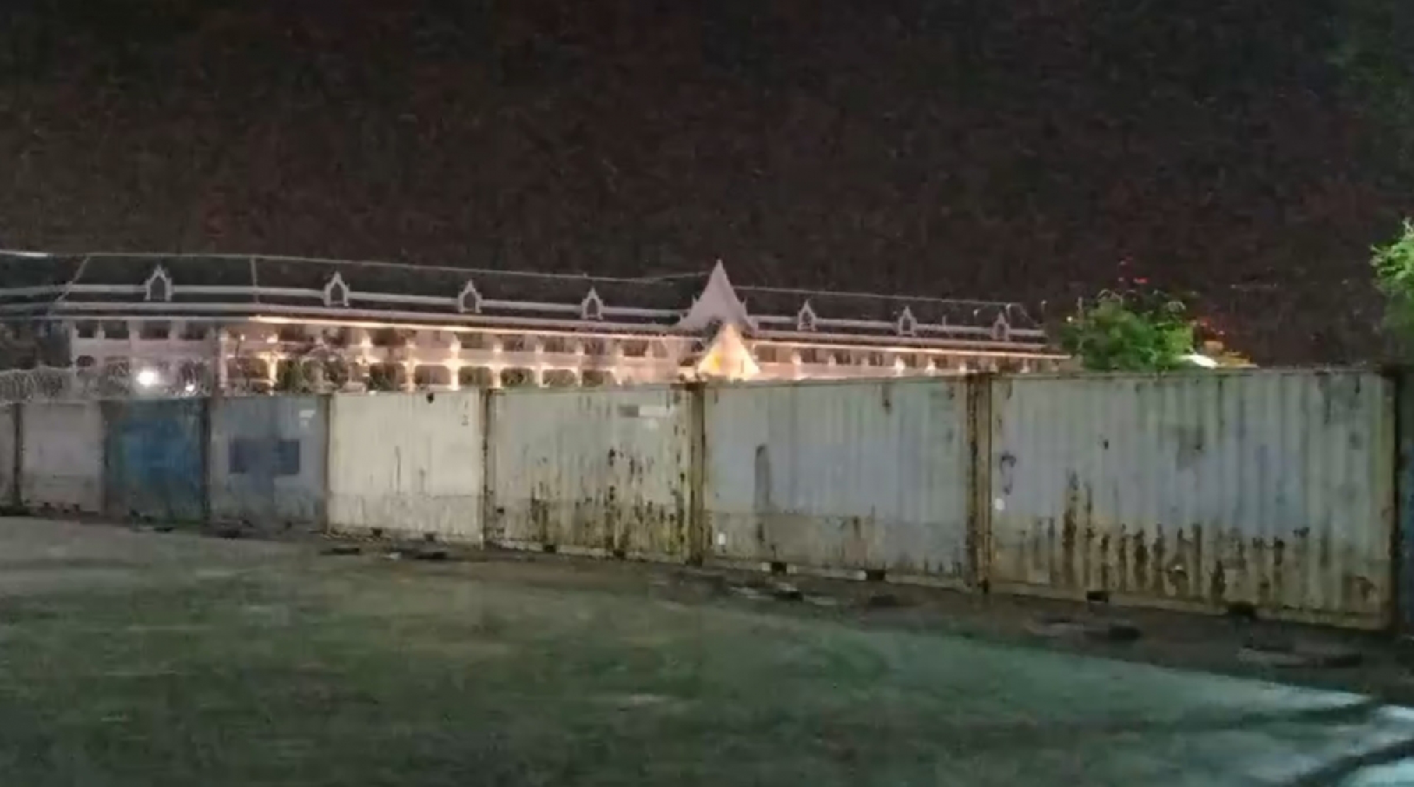 Blockades deployed in anticipation of Saturday rally