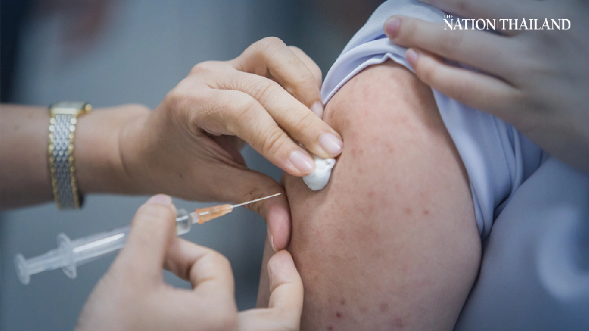 Vaccinations for high-risk people to commence in March: Bangkok governor
