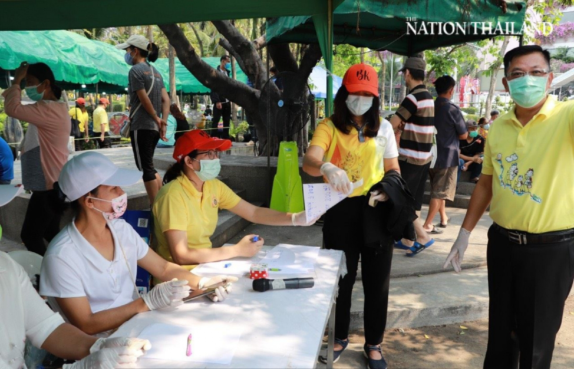 Bangkok testing goes into overdrive to contain Bang Khae Covid cluster