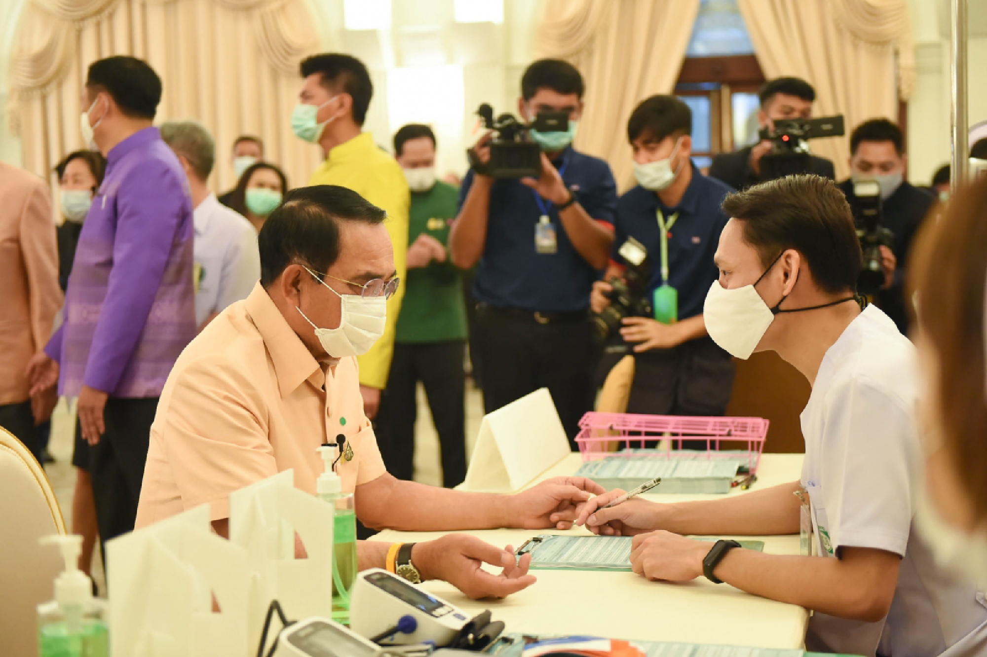 PM and 15 ministers get vaccinated before Cabinet meeting
