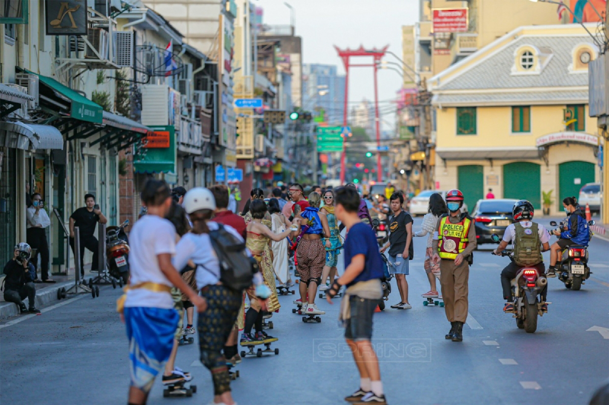 Skating in traditional costumes on a historic route