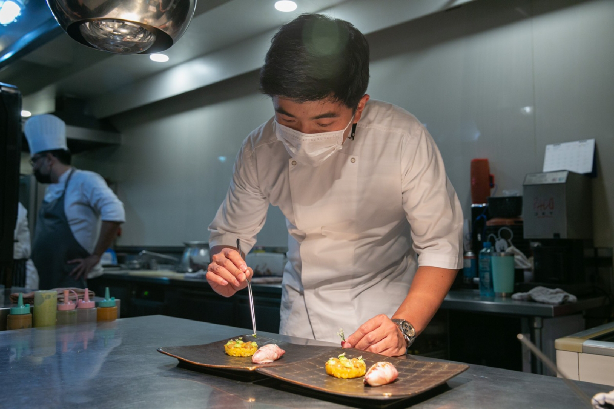 ‘Chef Ton Thitid Tassanakajohn’ of LeDu restaurant, the first Thai chef who won 4th place award from Asia's 50 Best Restaurants 2021.