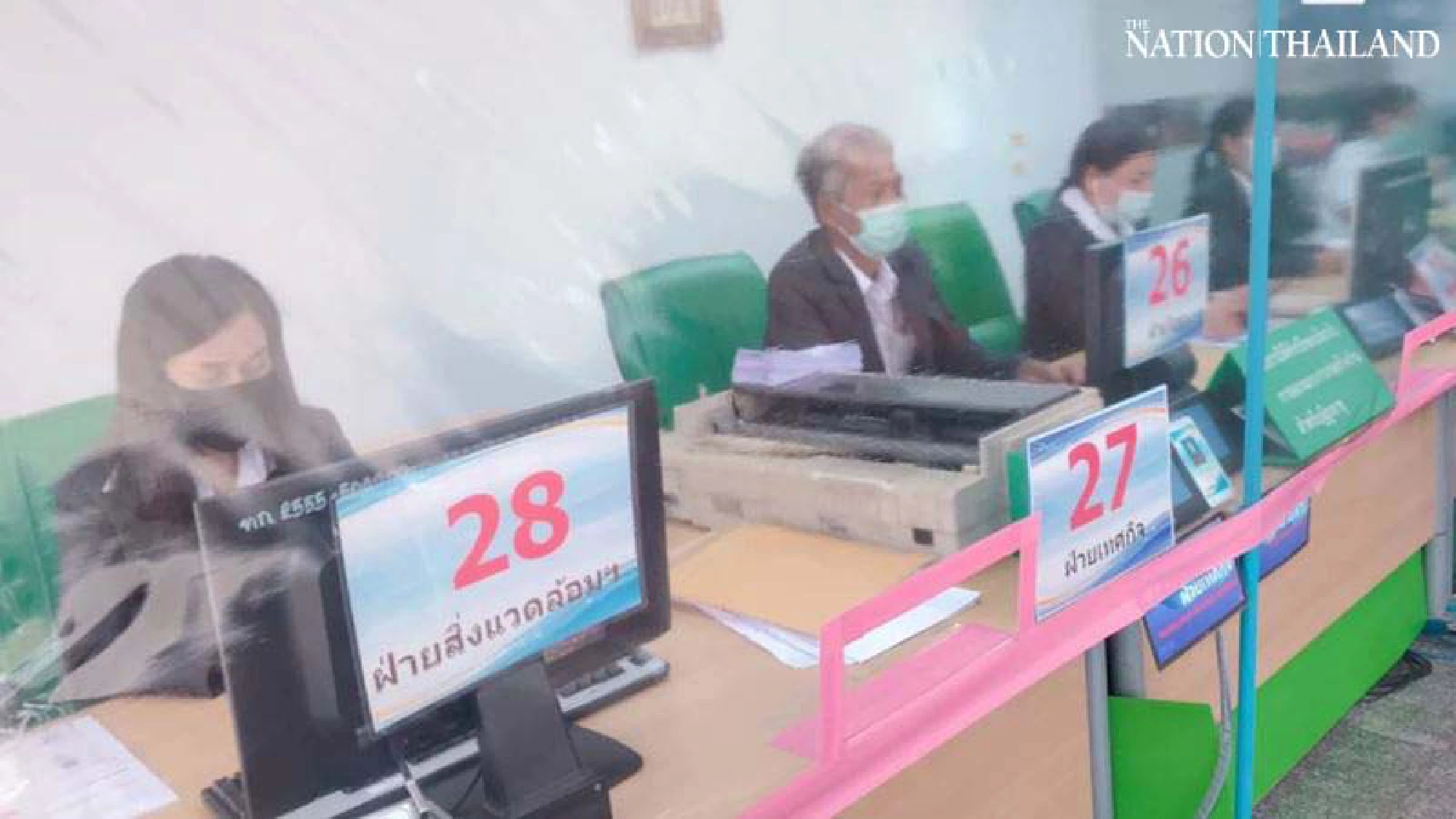 Bangkok district offices told to suspend services on Saturdays