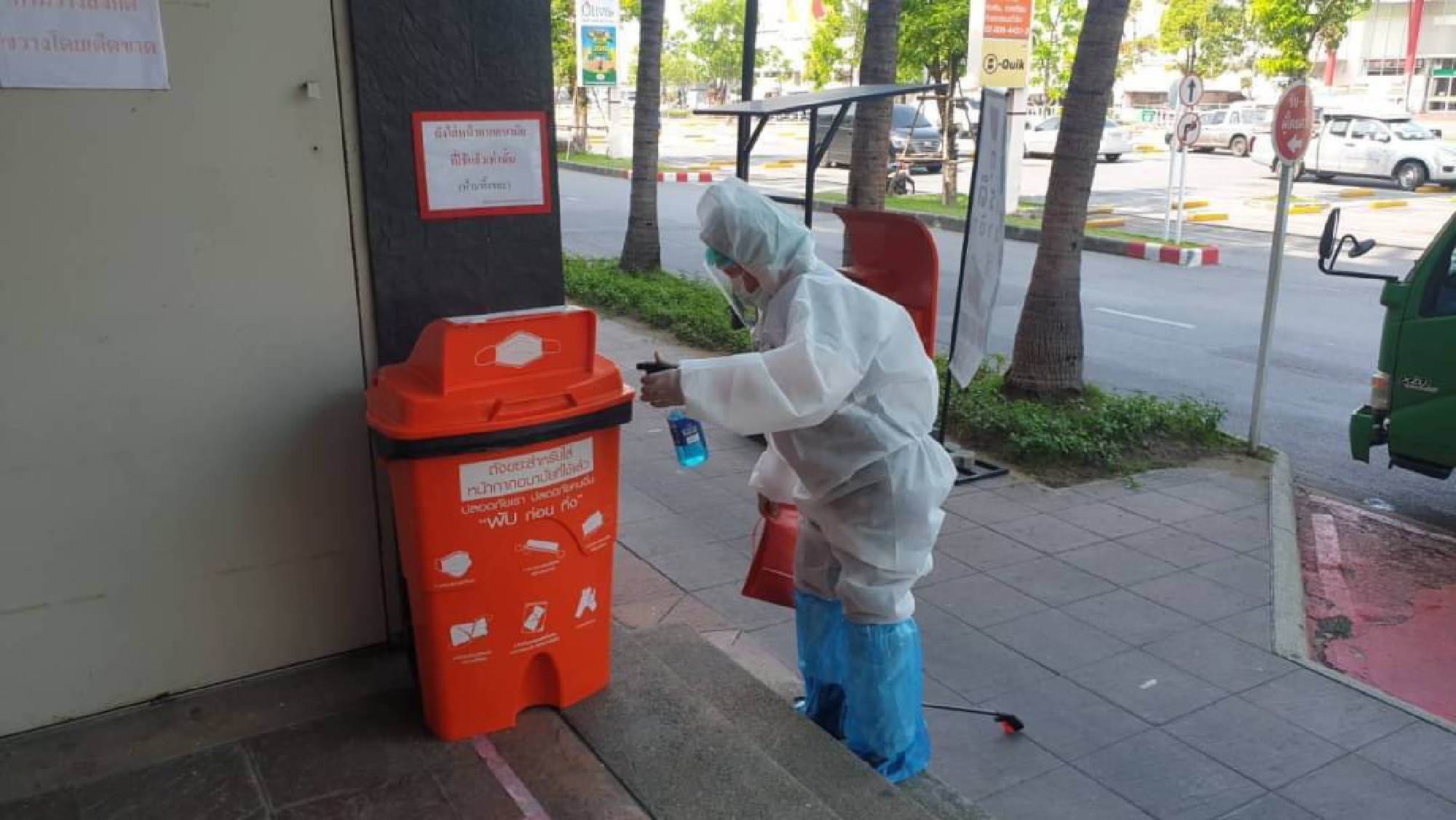 Bangkok generates 16 tonnes of infectious waste per day