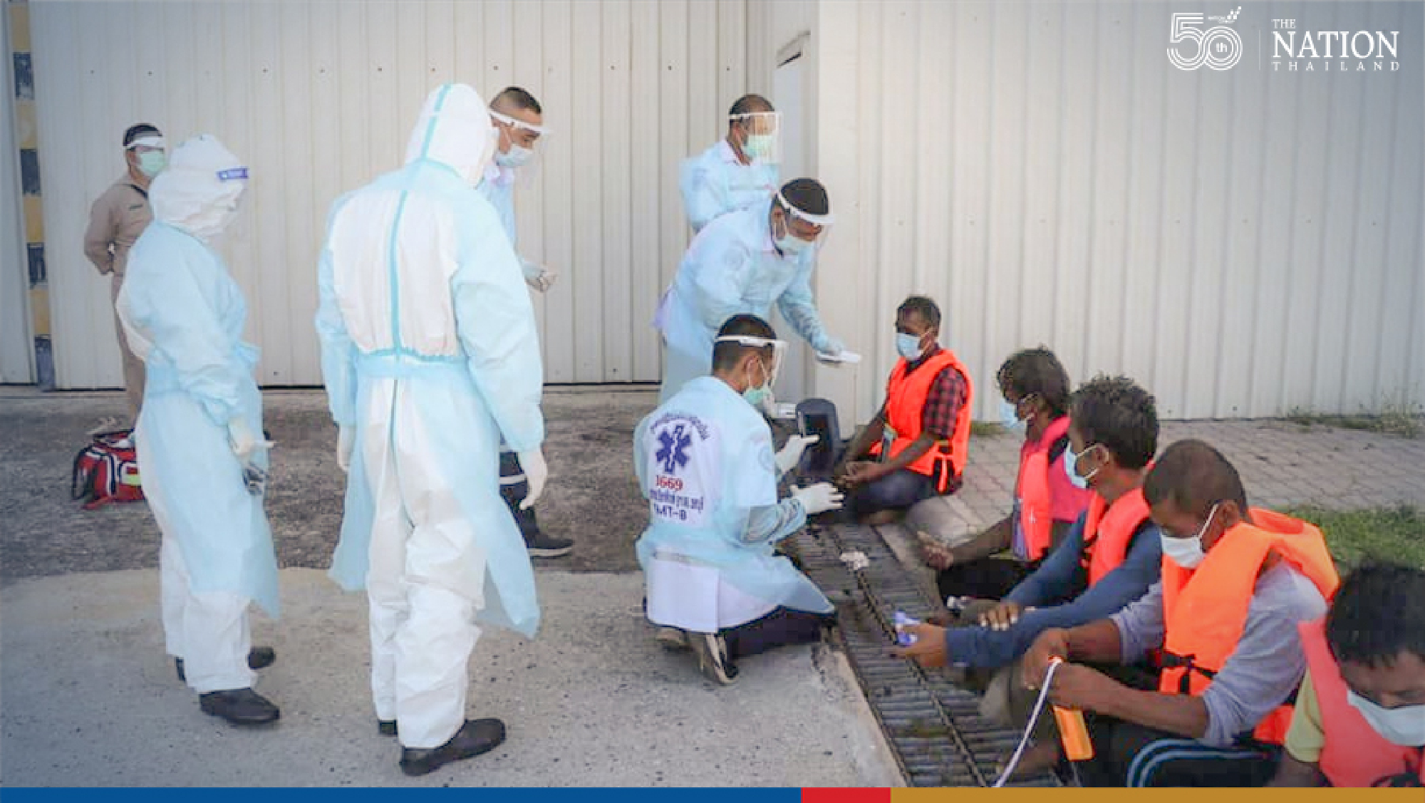 Navy chopper plucks 8 men from sea after fishing boat sinks