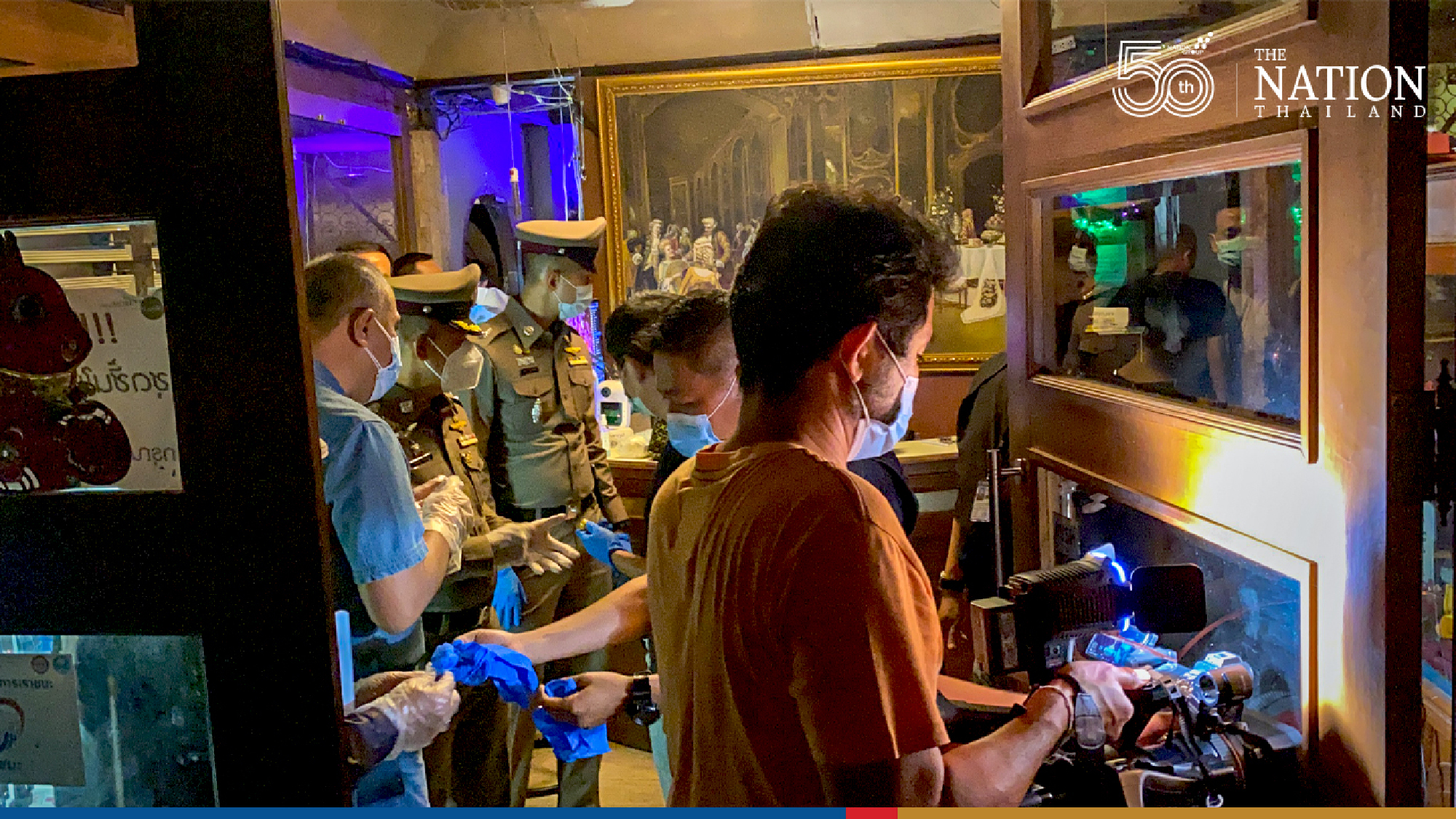 60 employees, visitors arrested as police raid Bangkok sauna