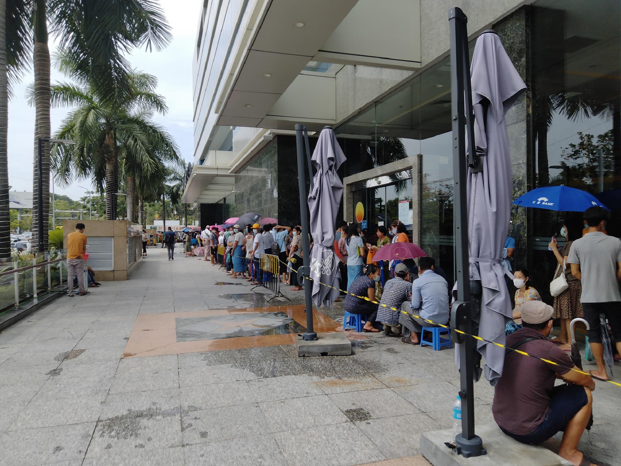 Cash & bank woes in Myanmar