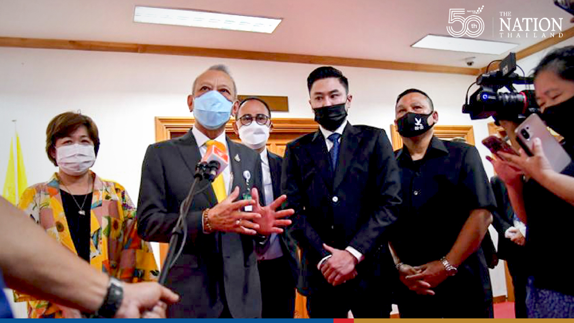 Minister promises jabs for all boxing personnel soon