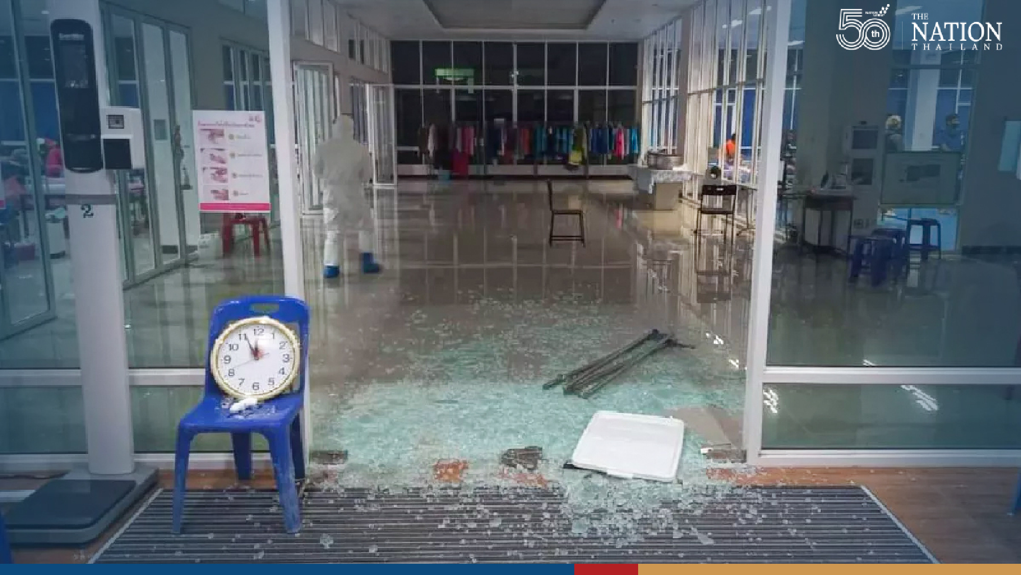 Gunman shoots up Pathum Thani field hospital, kills a Covid-19 patient