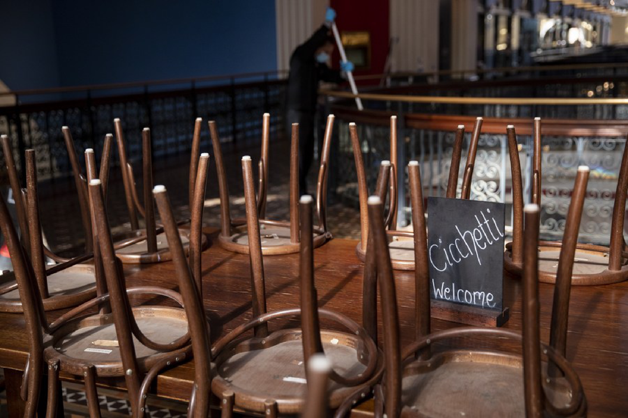 Sydney extends lockdown to more areas as local Covid-19 continues to spread.