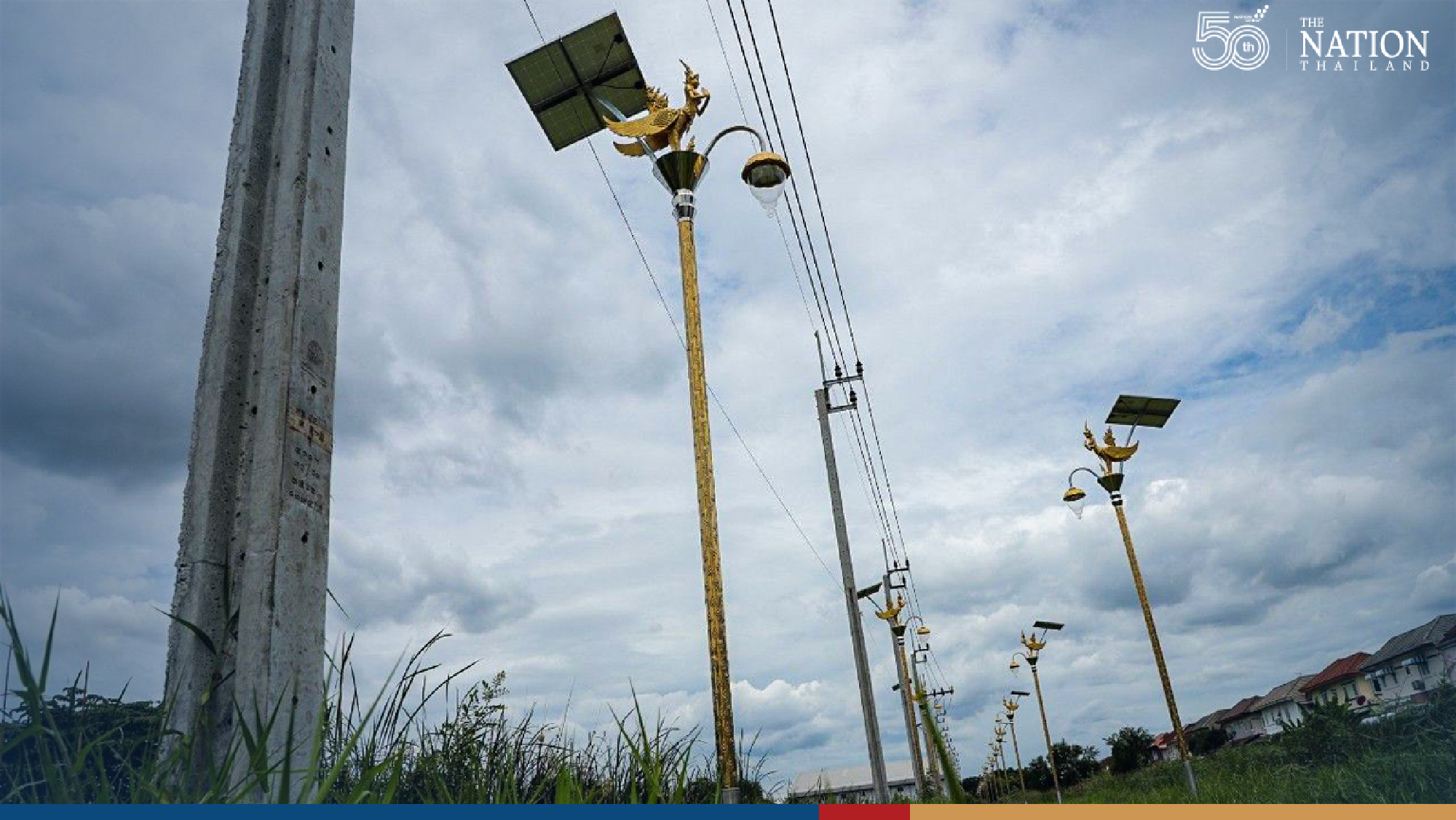 Questions raised over high cost of kinnari-inspired lampposts in Samut Prakan