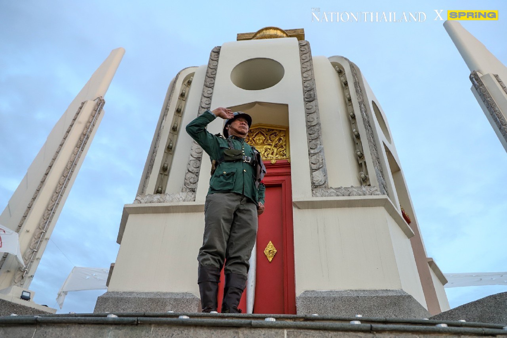 Ratsadon gather at Democracy Monument, will march to Govt House with three demands